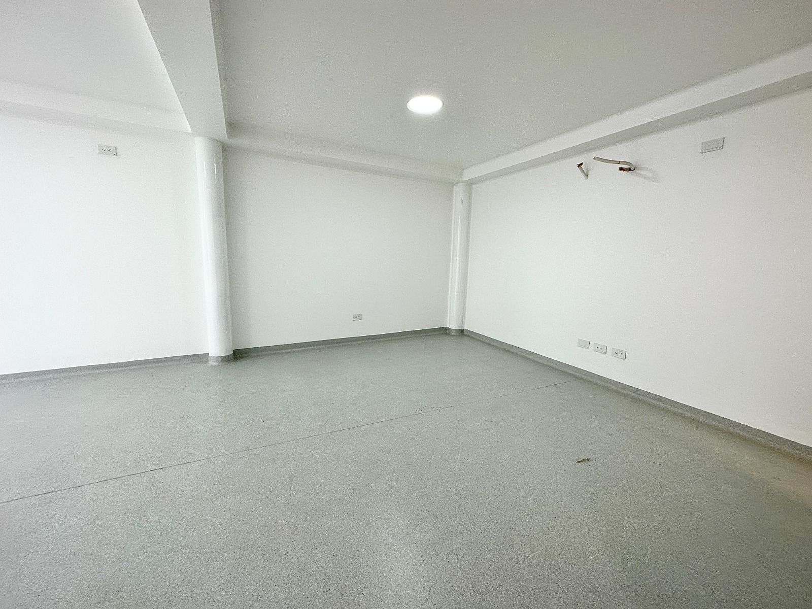 ARRIENDO CONSULTORIO AL SUR DE CALI BARRIO EN SAN FERNANDO