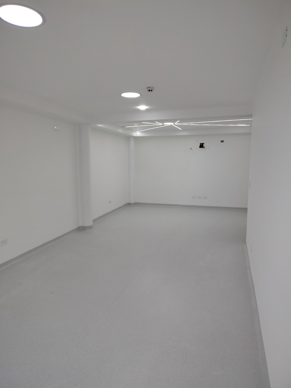 ARRIENDO CONSULTORIO EN SAN FERNANDO -CALI