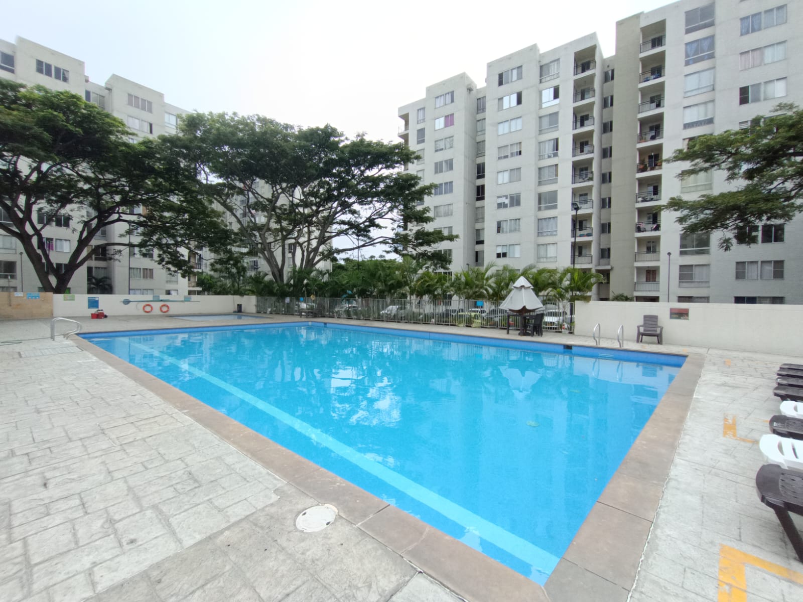 ARRIENDO APARTAMENTO EN CIUDAD GUABINAS - CR SALENTO
