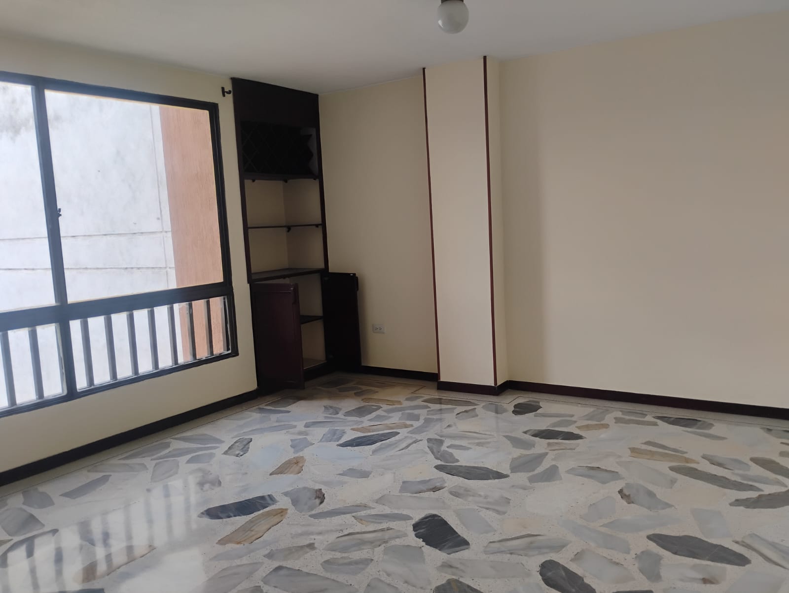 ARRENDO APARTAMENTO AL NORTE DE CALI EDI PRADOS DEL NORTE