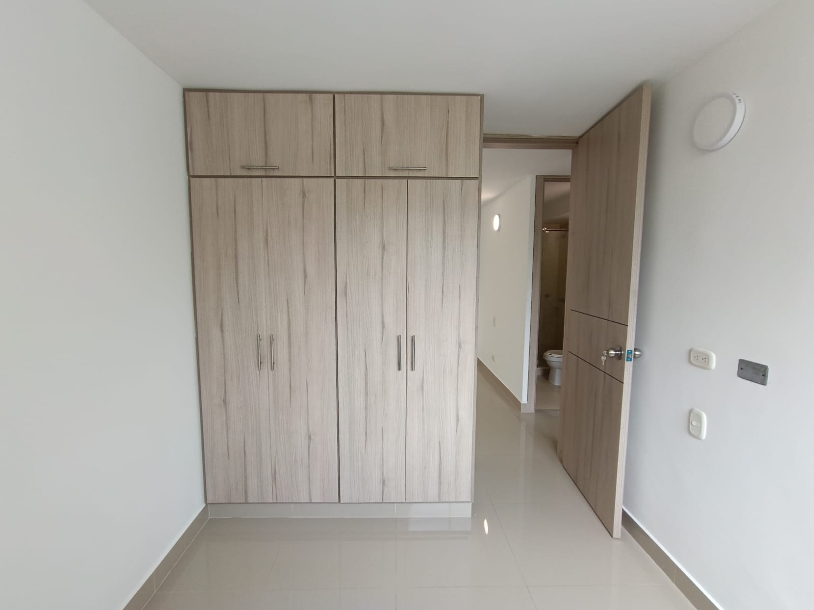 APARTAMENTO PARA ARRIENDO EN CIUDAD GUABINAS CR PAMPLONA
