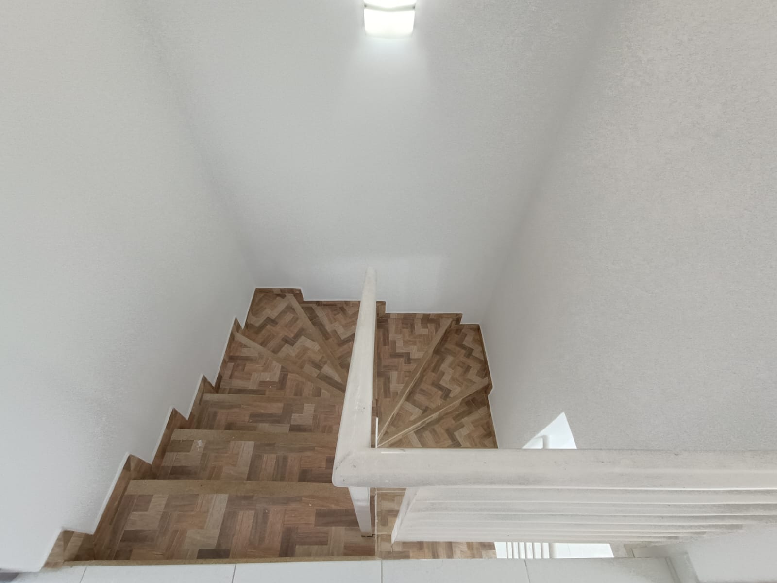 ARRIENDO CASA DE DOS PISOS EN CONJUNTO EN JAMUNDI - CONJUNTO ALEGRA