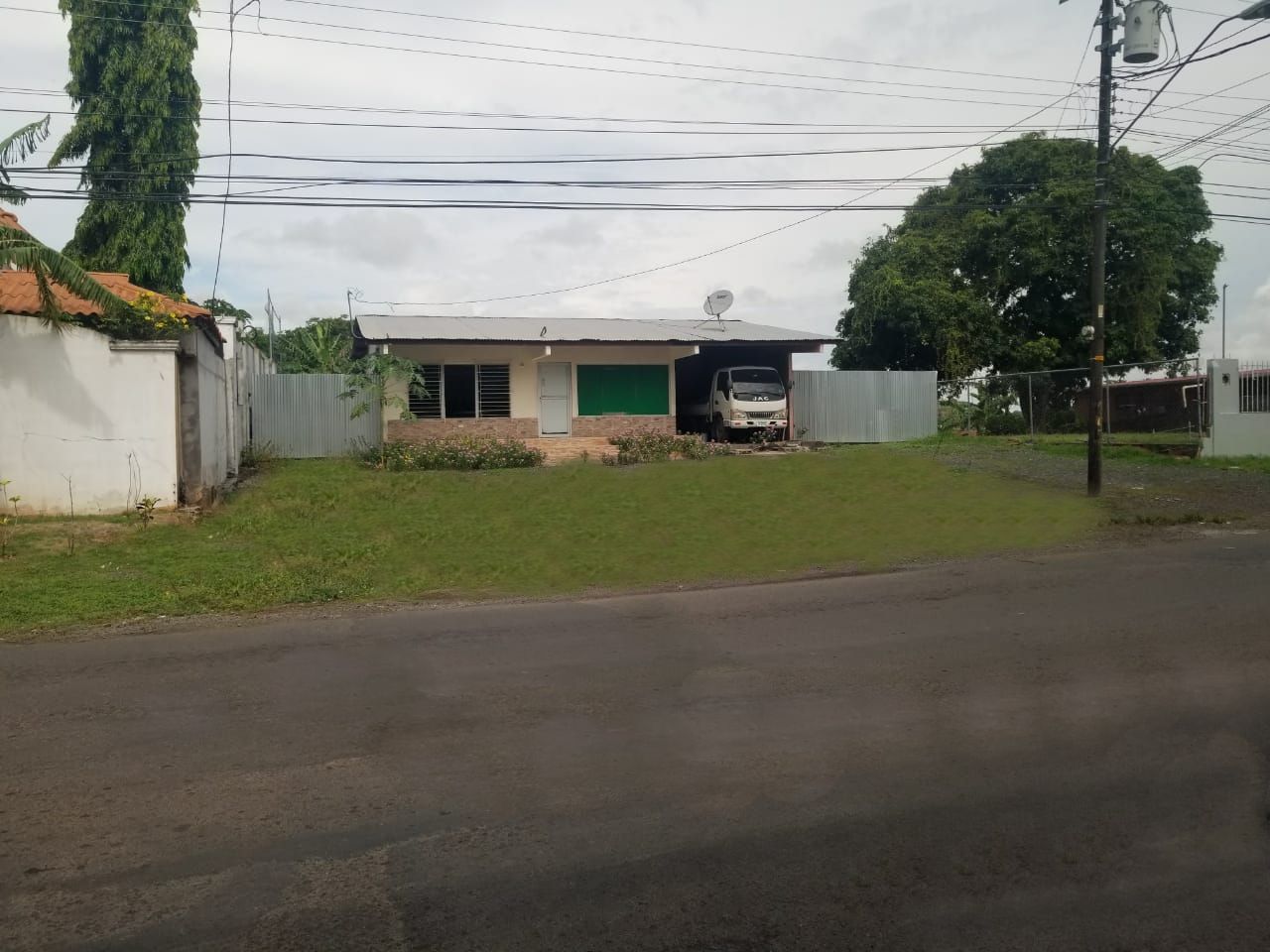 Venta de Casa Comercial en El Trapichito, La Chorrera