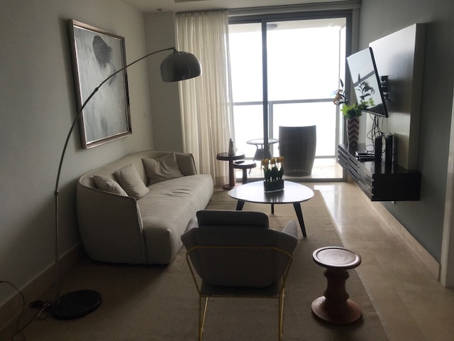 Yoo Panama Ave Balboa Modelo B MC