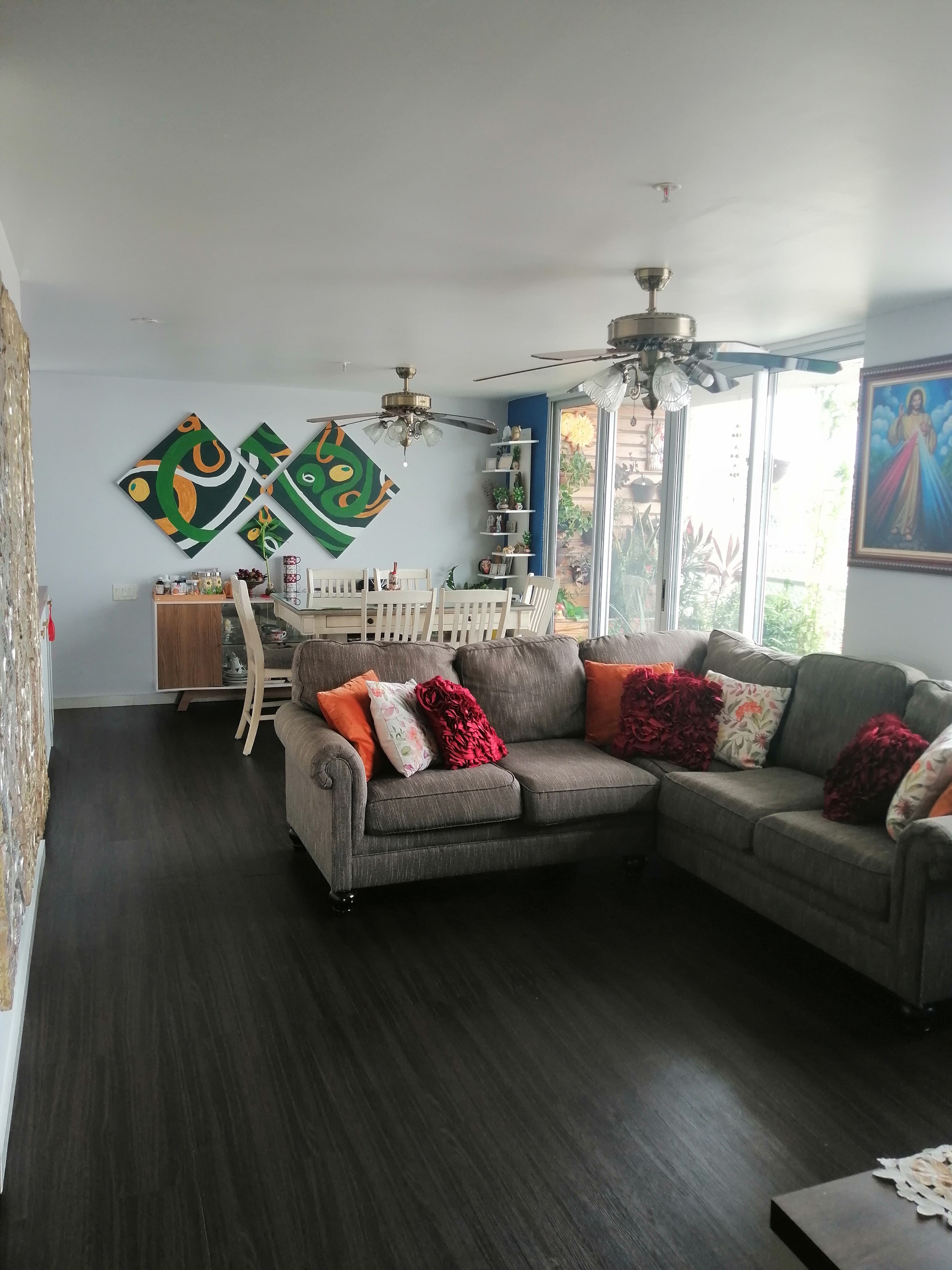 VENDO O ALQUILO APARTAMENTO PH PORTOALEGRE