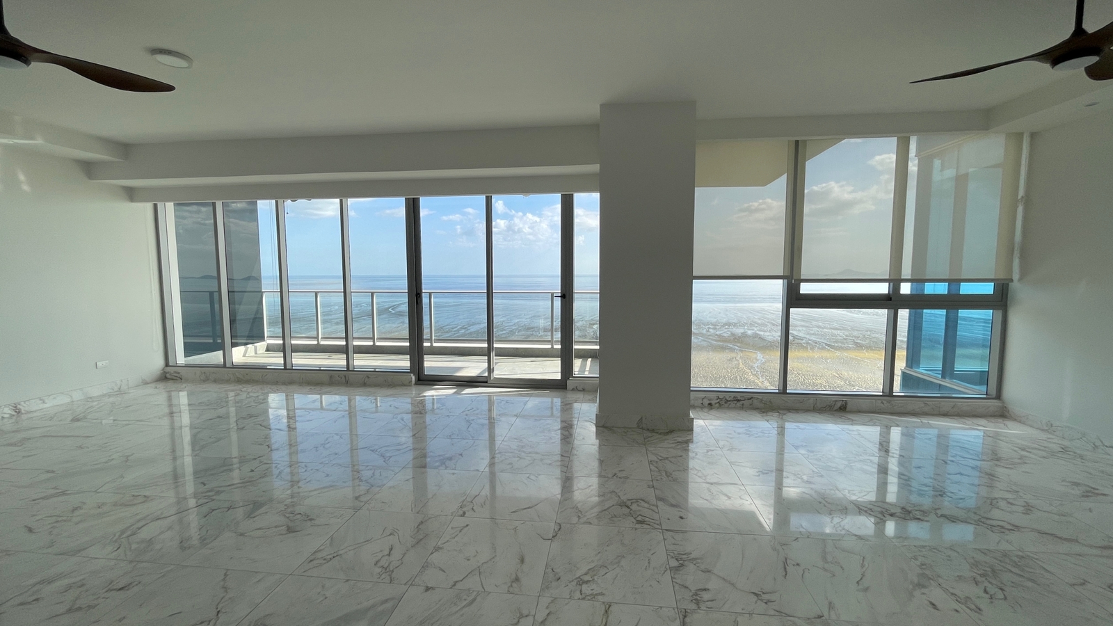 Se Vende Apartamento en P.H. Regalia, Costa del Este