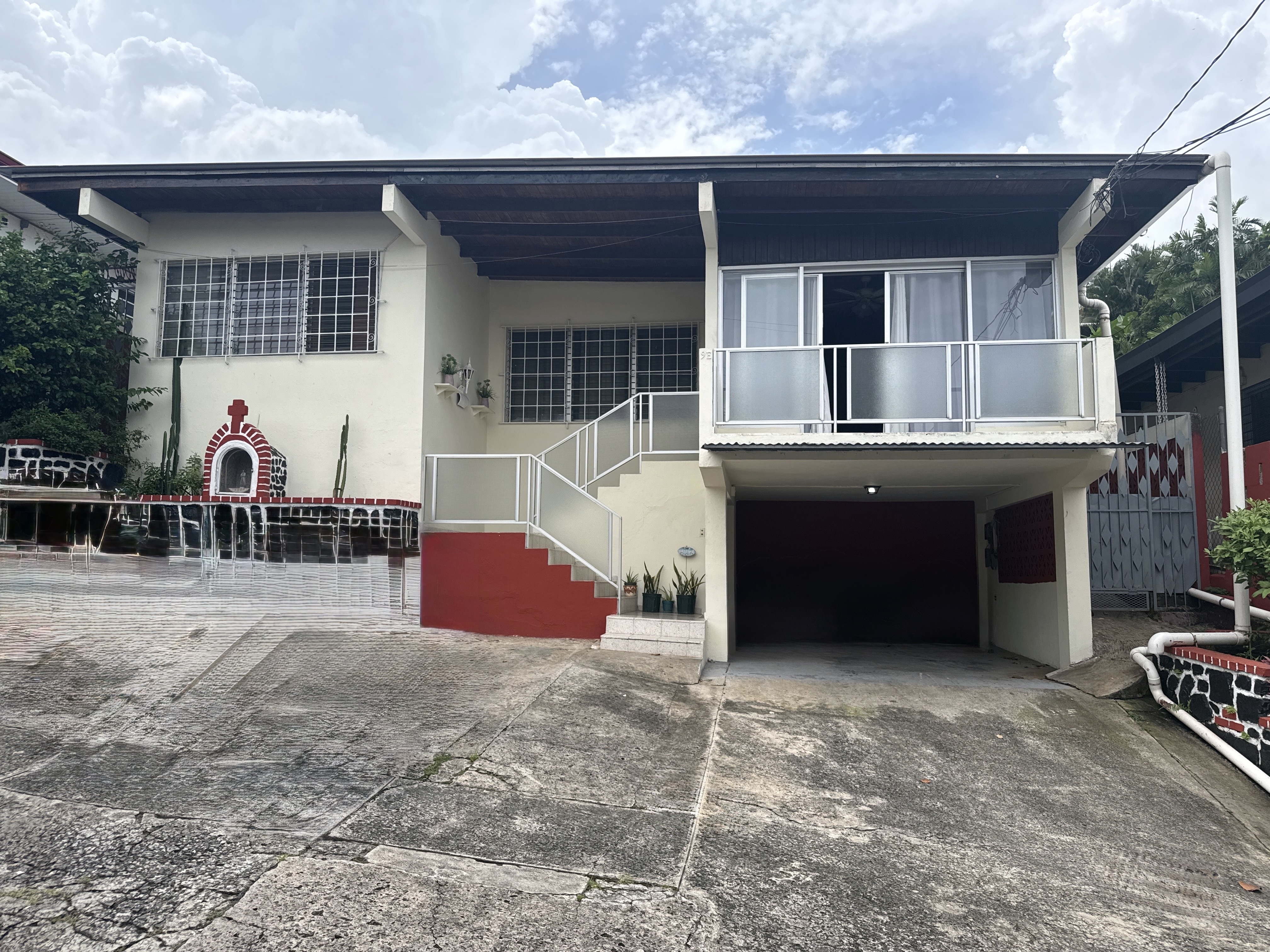 Se vende casa en Altos de Betania