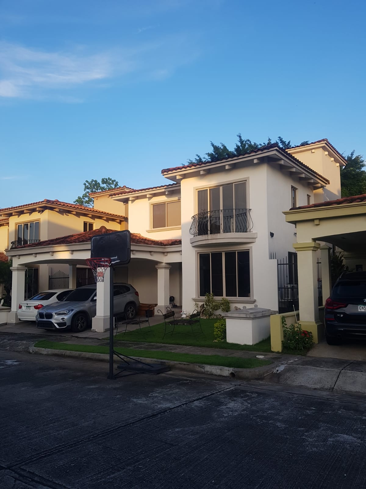 Venta de Casa PH. Paseo Dorado