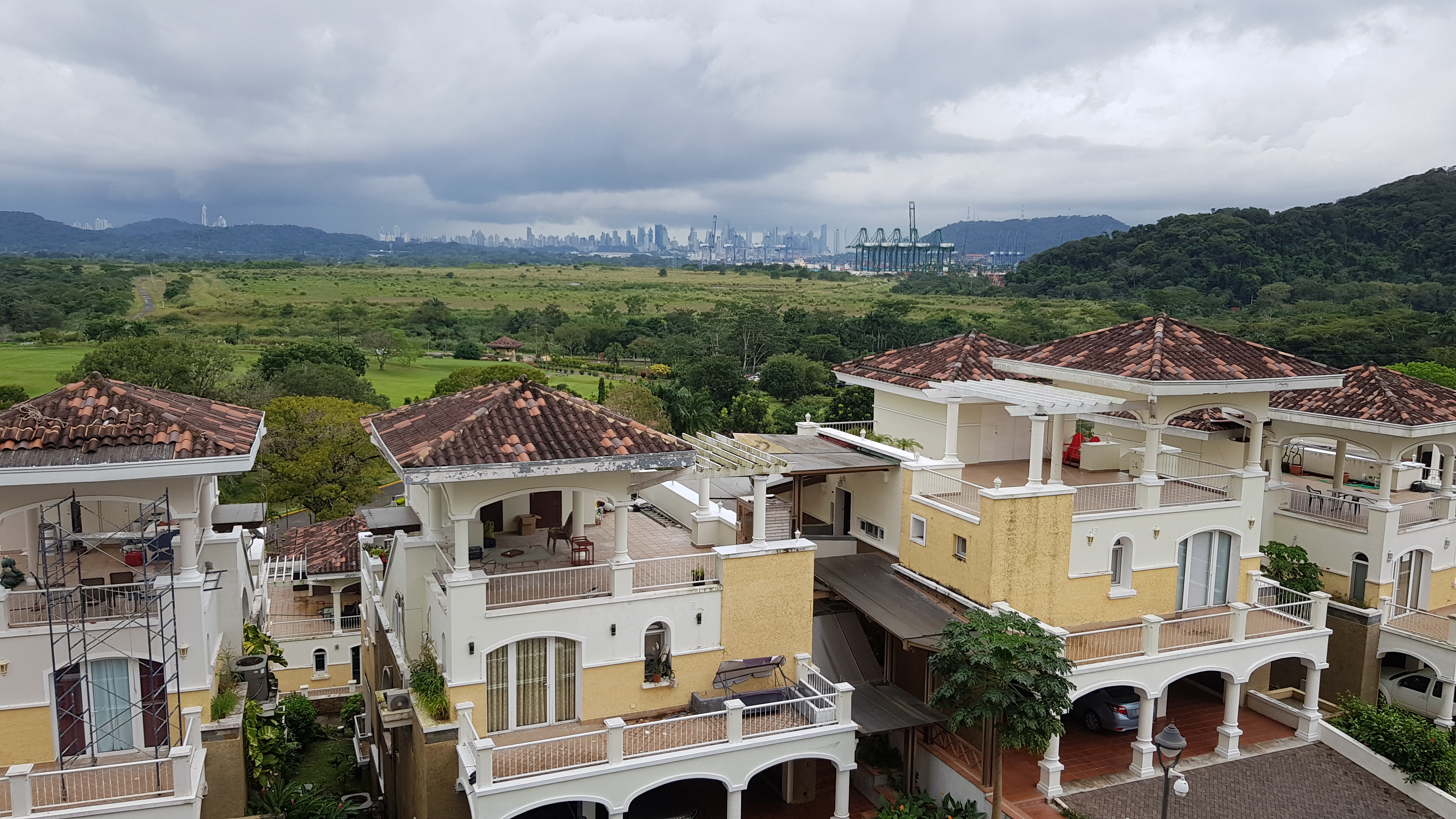 Se Alquilla apartamento en Tucan Country Club