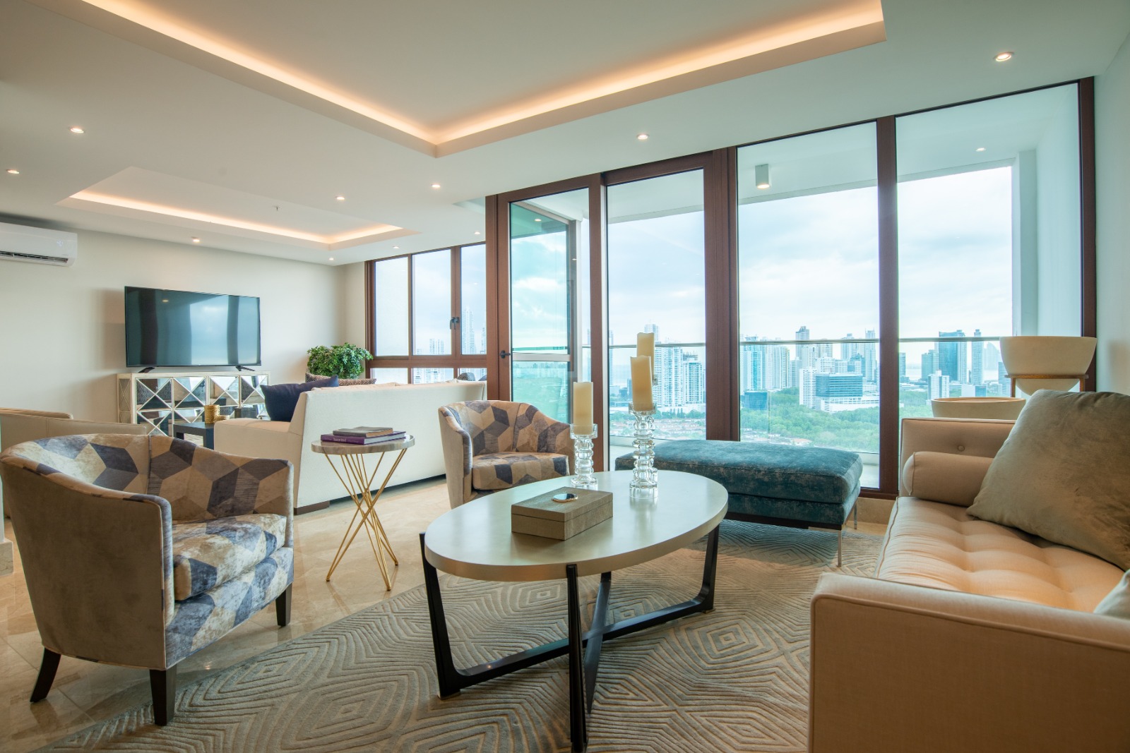 Se vende apartamento en Santa Maria PH Colonial