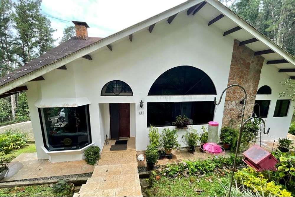 Se vende casa en Altos de Cerro Azul, Altos de Cerro Azul