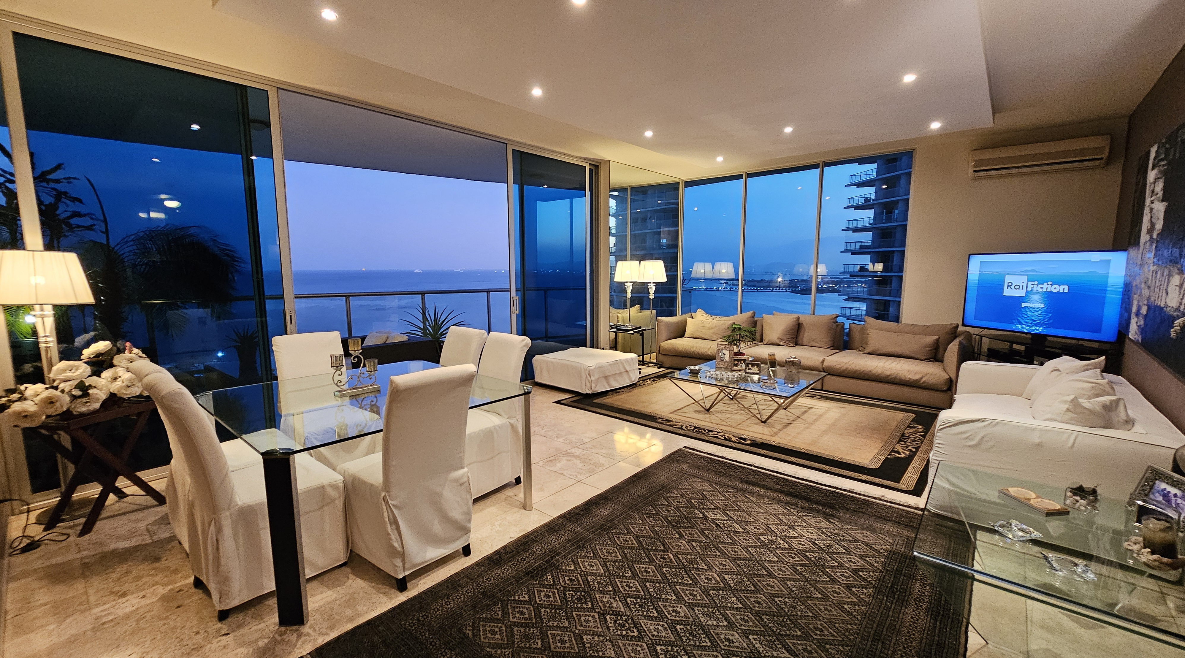 Se Vende Apartamento en Avenida Balboa PH Sky Residence