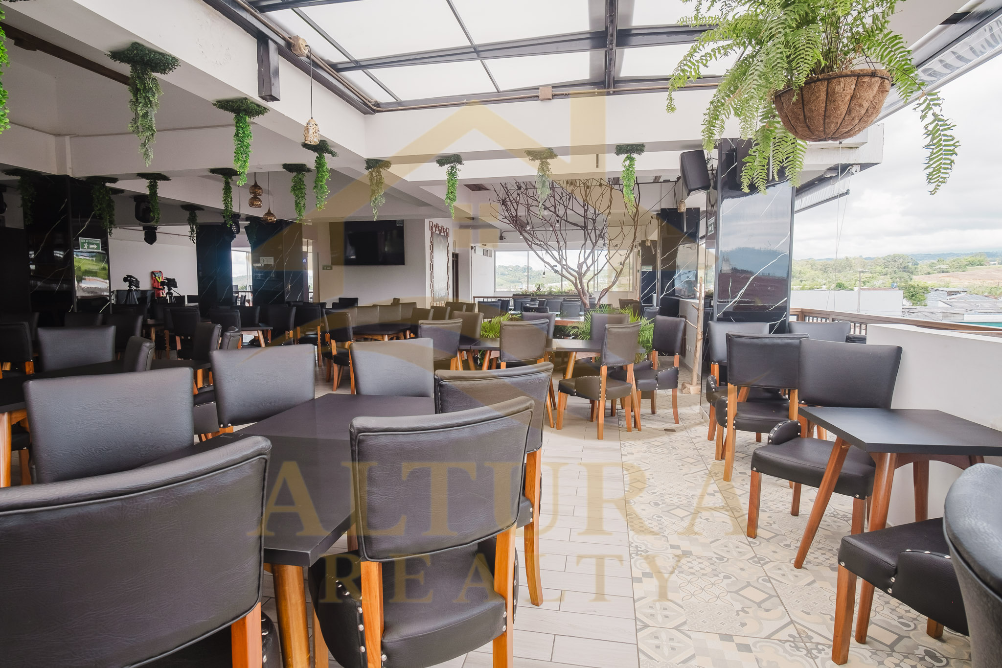 BUILDING FOR SALE IN CIRCASIA, QUINDÍO