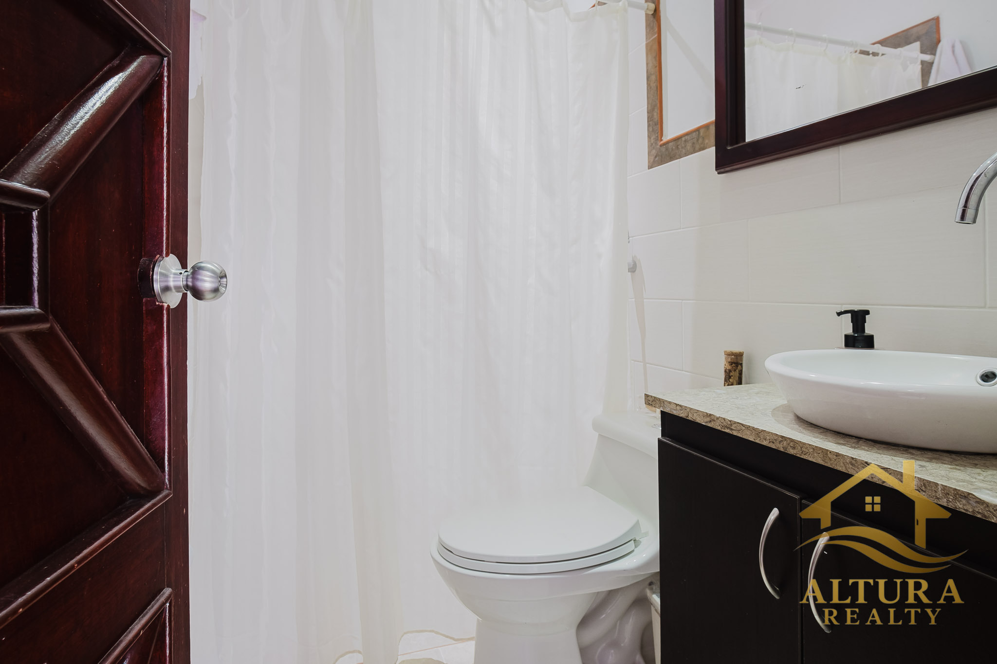 Duplicate - SE VENDE HERMOSA CASA CAMPESTRE CONJUNTO CERRADO CIRCASIA