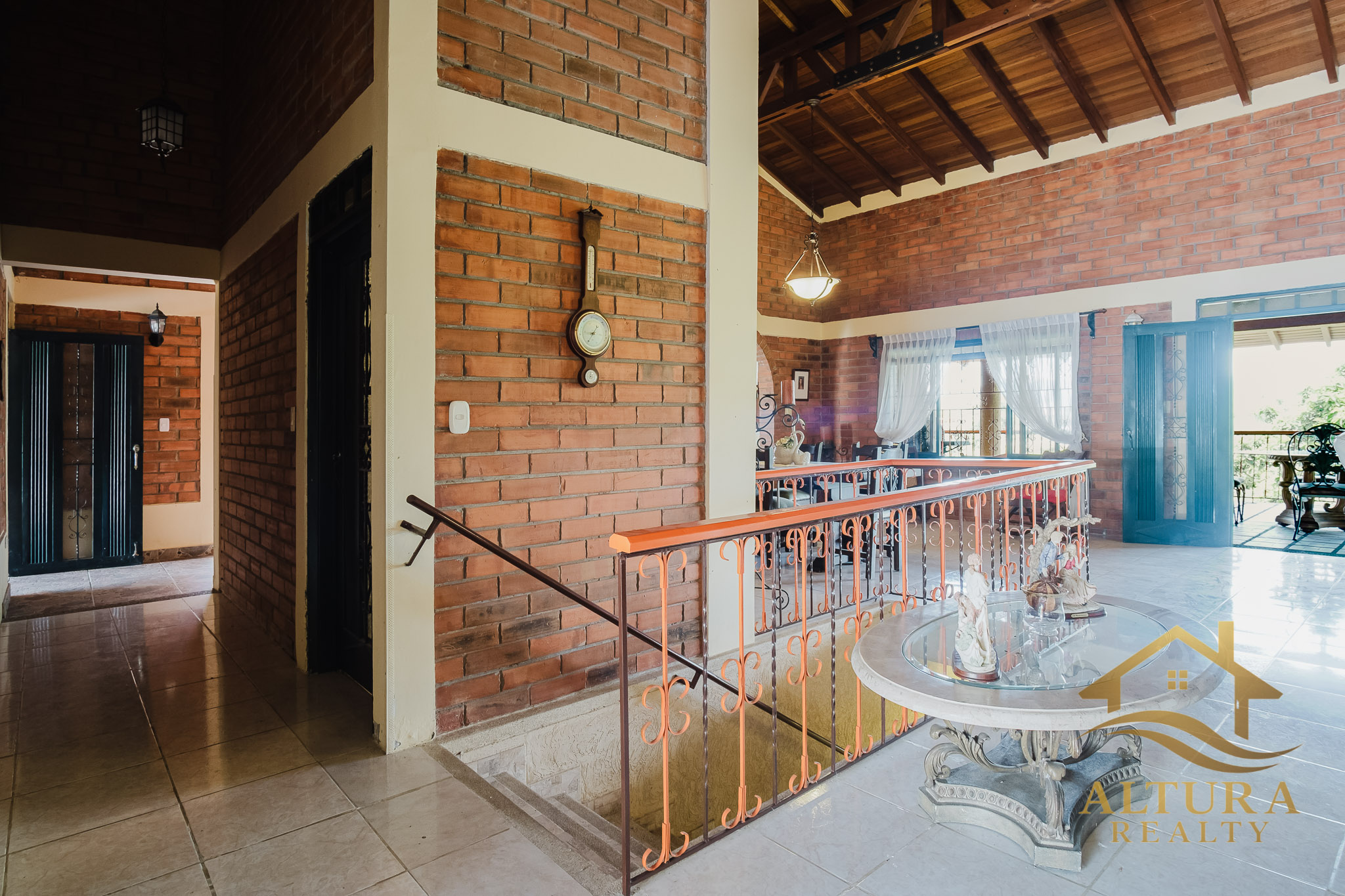 SE VENDE CASA CAMPESTRE EN ALCALA