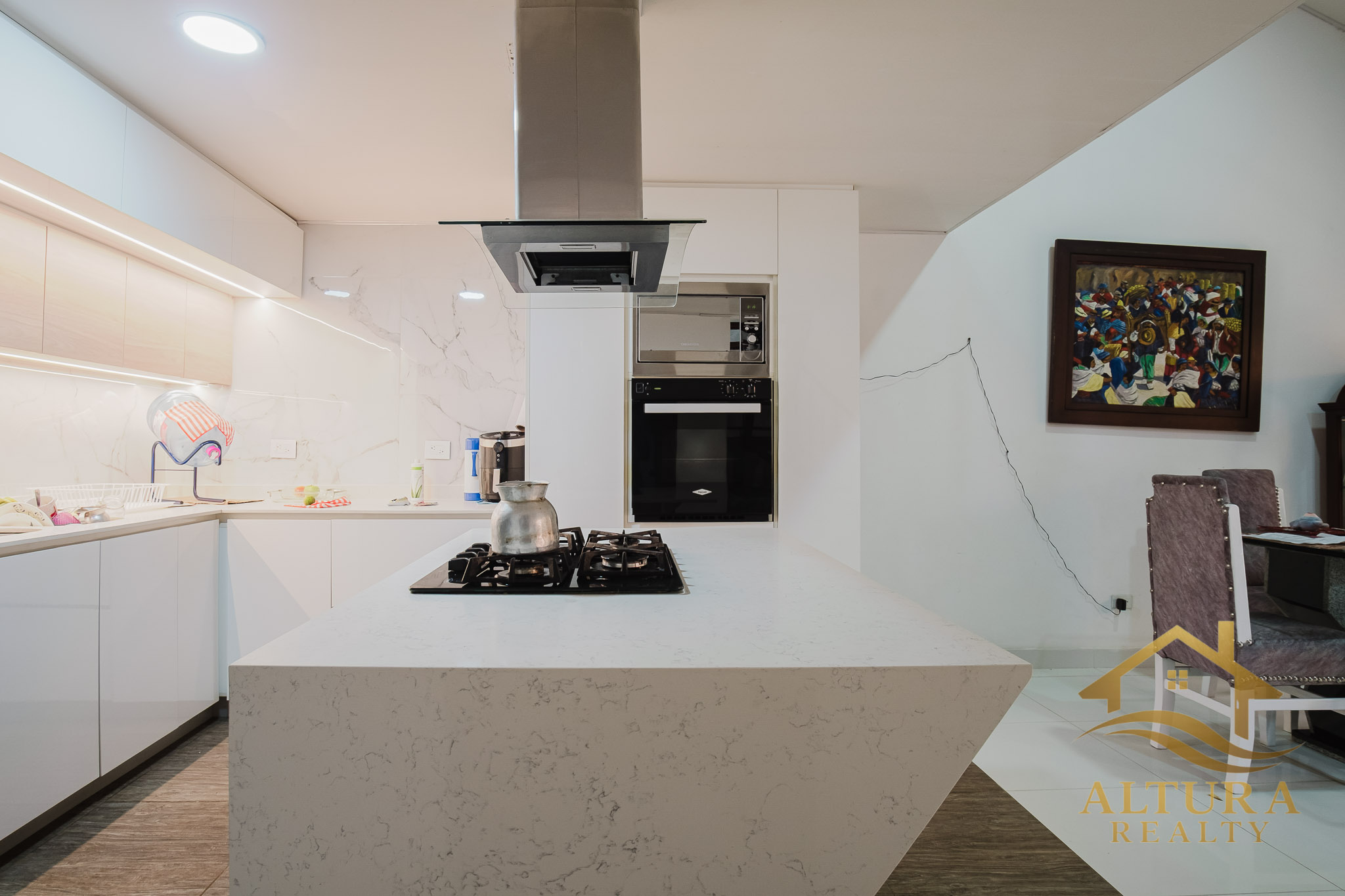 SE VENDE CASA EN CONJUNTO CERRADO CALARCA QUINDIO