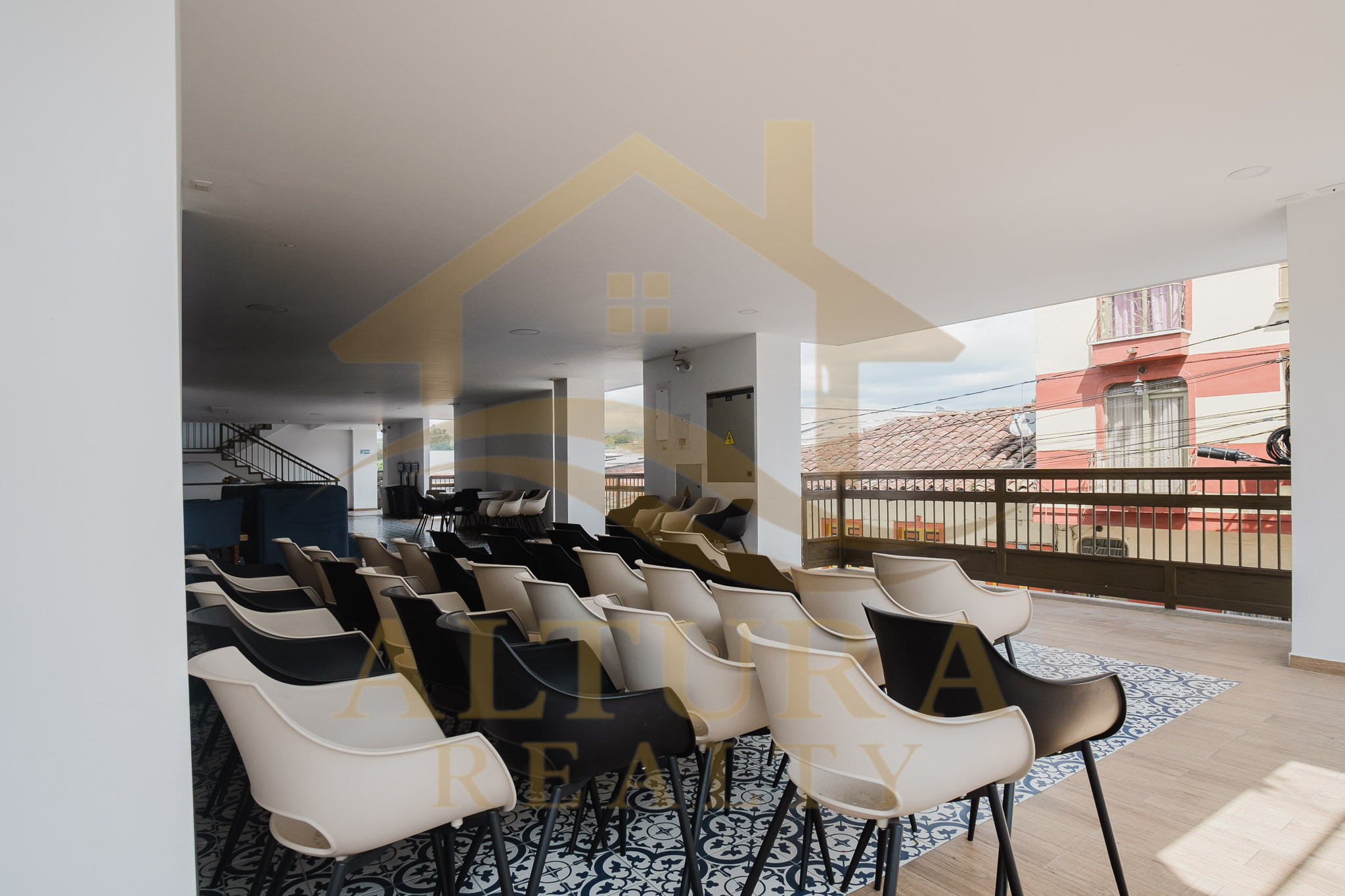 BUILDING FOR SALE IN CIRCASIA, QUINDÍO