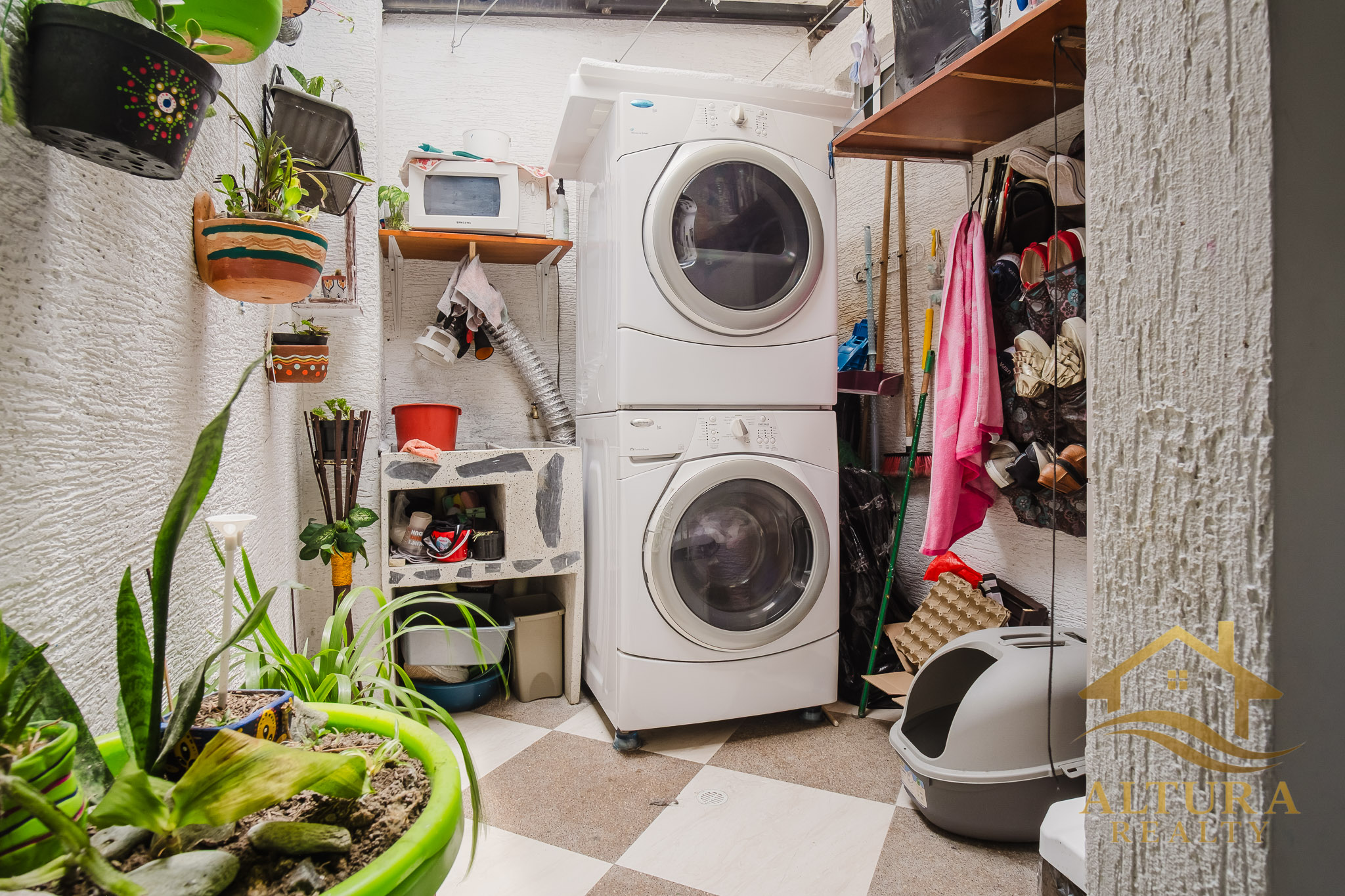 SE VENDE CASA 2 PISOS INDEPENDIENTES EN CALARCA QUINDIO