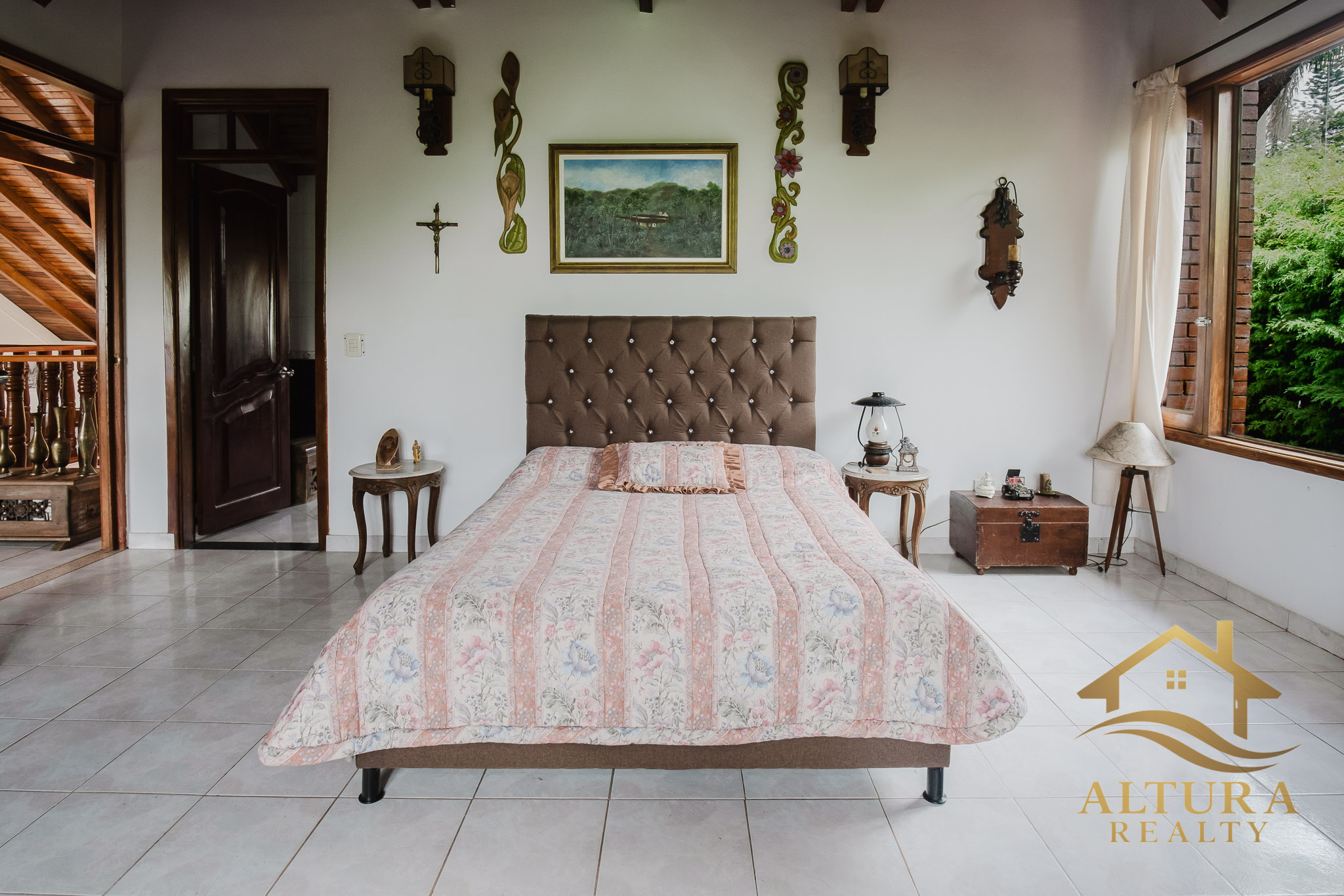 Casa Campestre  En Venta En Circasia Com Amplios Jardines-PROP-001