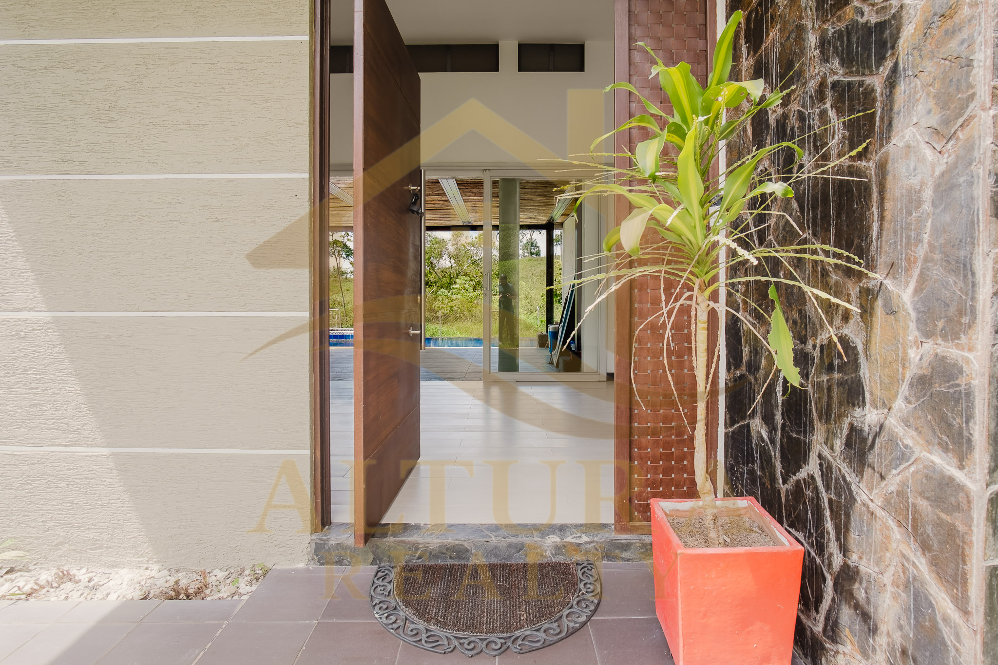 SE VENDE CASA CAMPESTRE ENTRE CIRCASIA Y ARMENIA CONJUNTO CERRADO