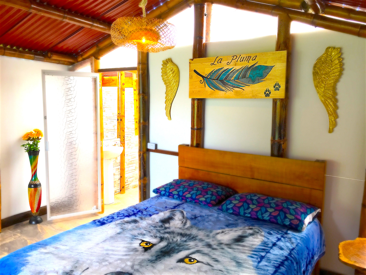 Oportunidad de Inversión en Eco-Lodge Frente al Río en Salento