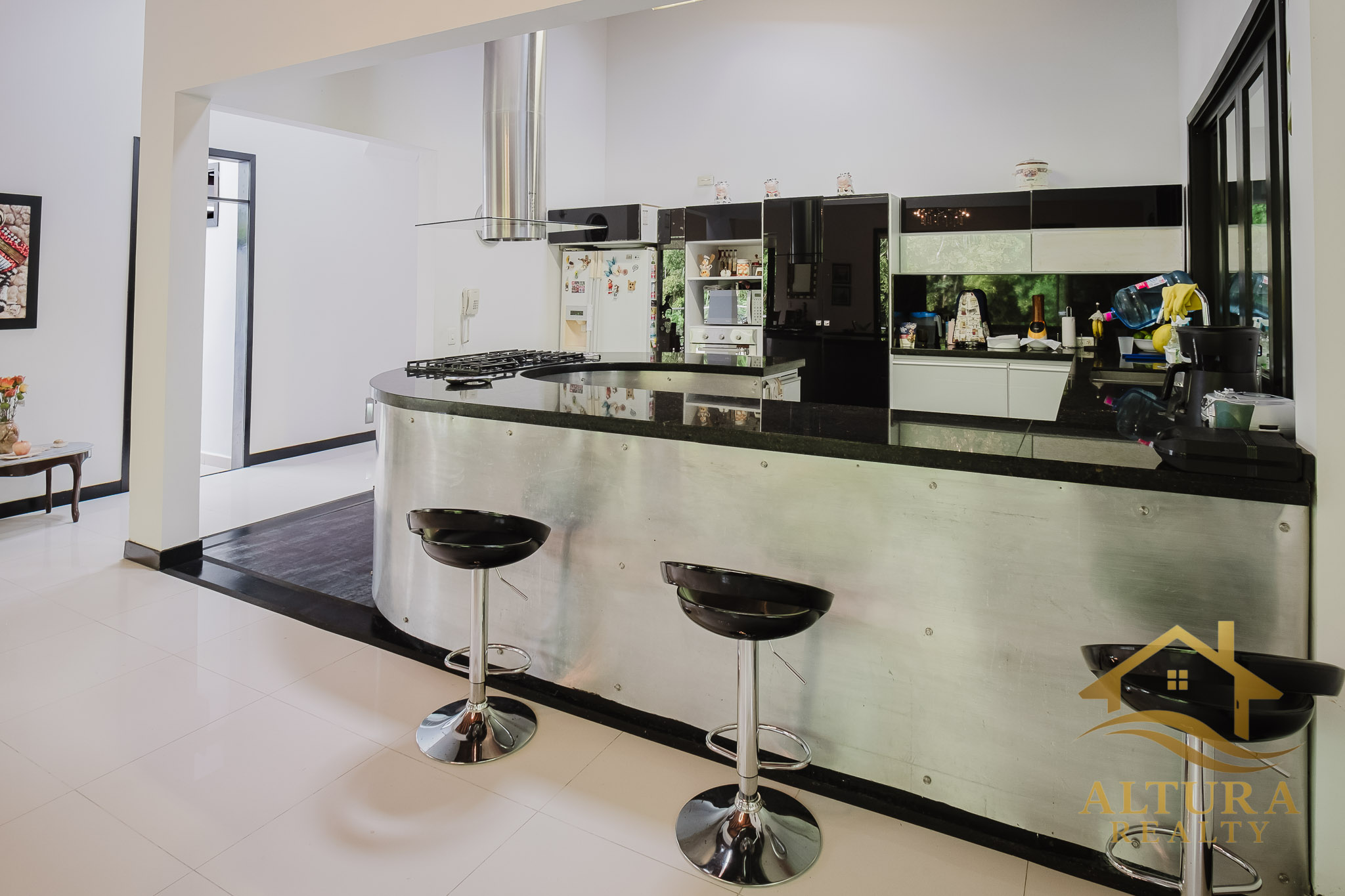 SE VENDE CASA EN CONJUNTO CERRADO A 5 MINUTOS DE ARMENIA