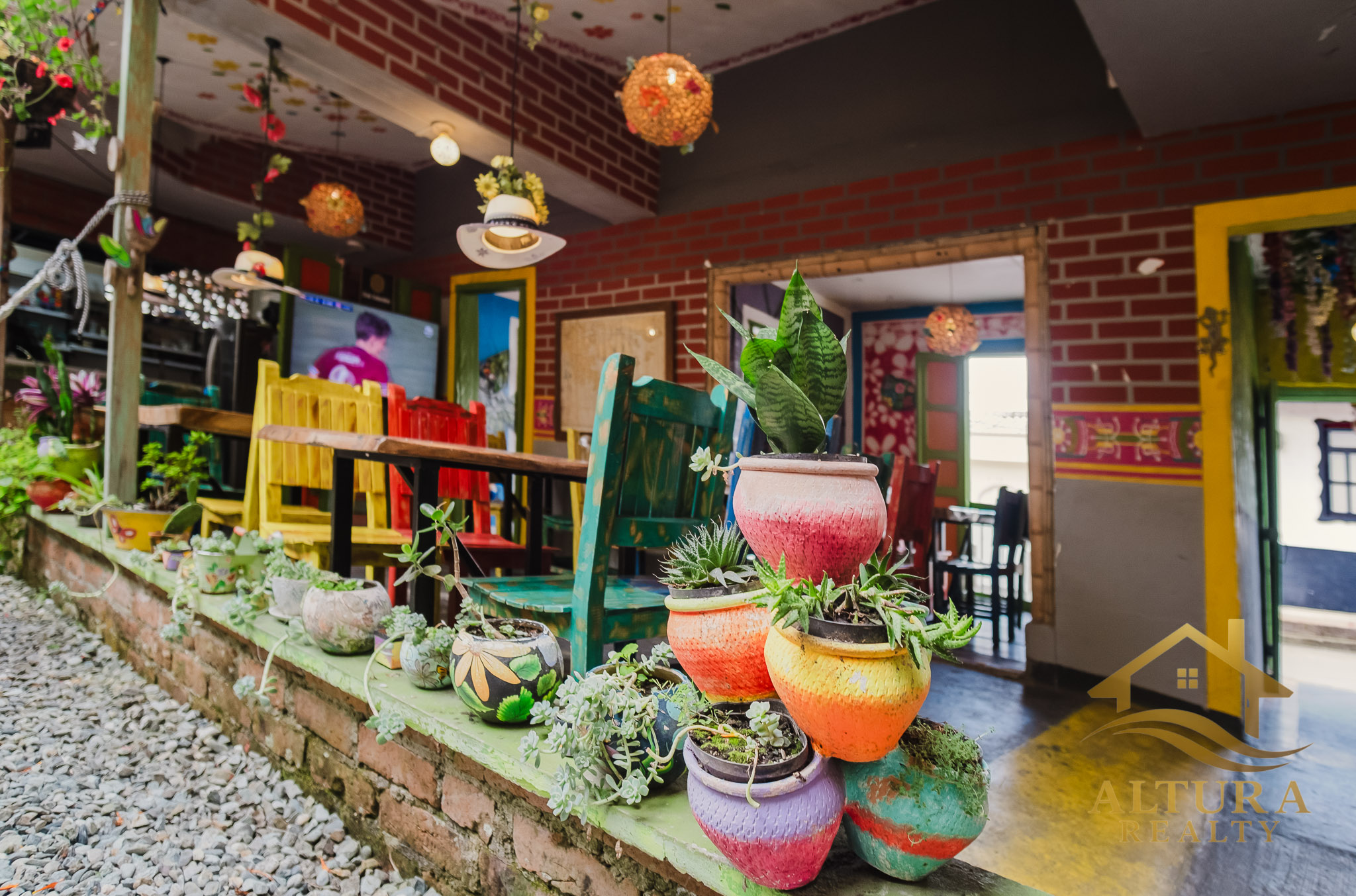 SE VENDE PRESTIGIOSO RESTAURANTE EN CIRCASIA QUINDIO