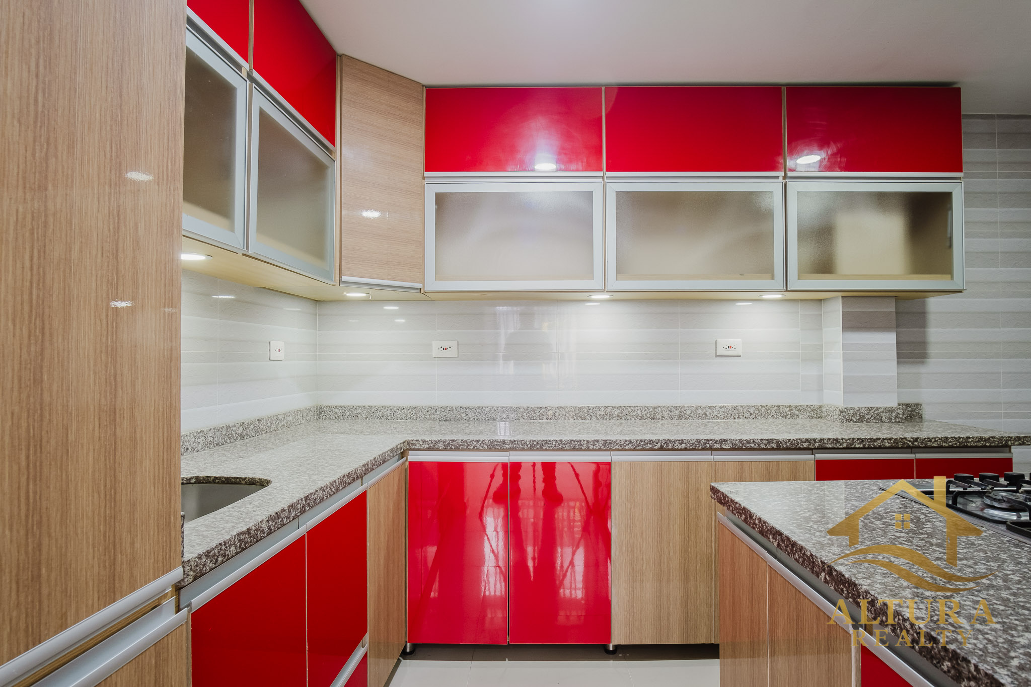 SE VENDE CASA CENTRAL EN CALARCA QUINDIO