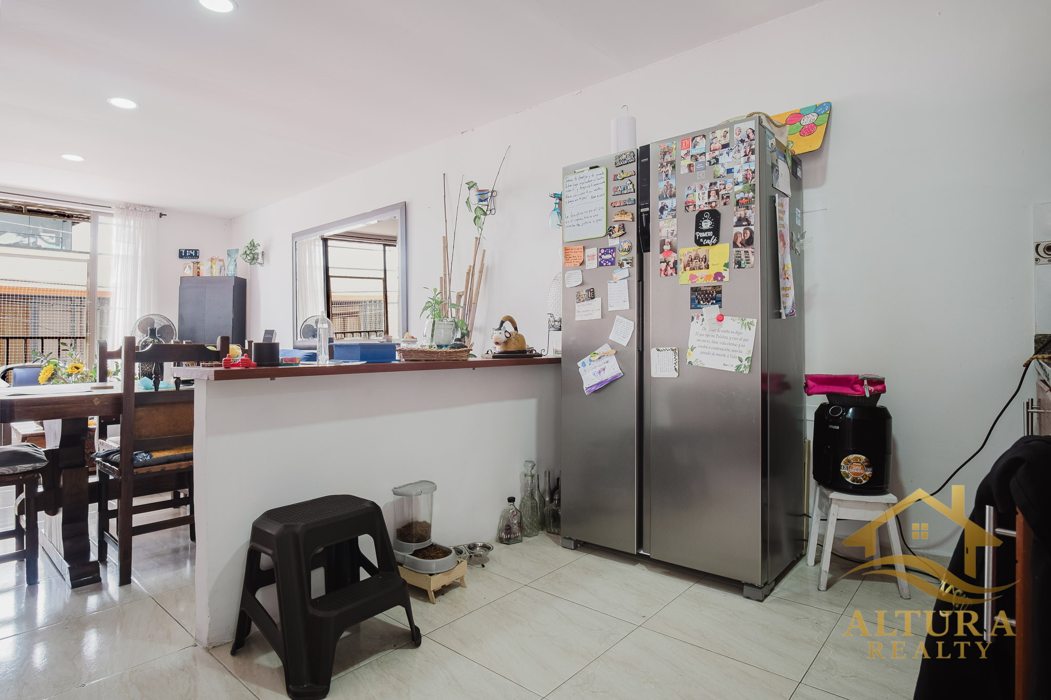 SE VENDE CASA 2 PISOS INDEPENDIENTES EN CALARCA QUINDIO