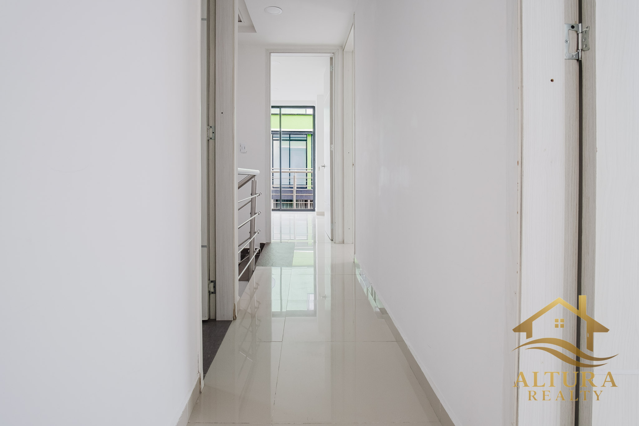 SE VENDE CASA CENTRAL EN CALARCA QUINDIO