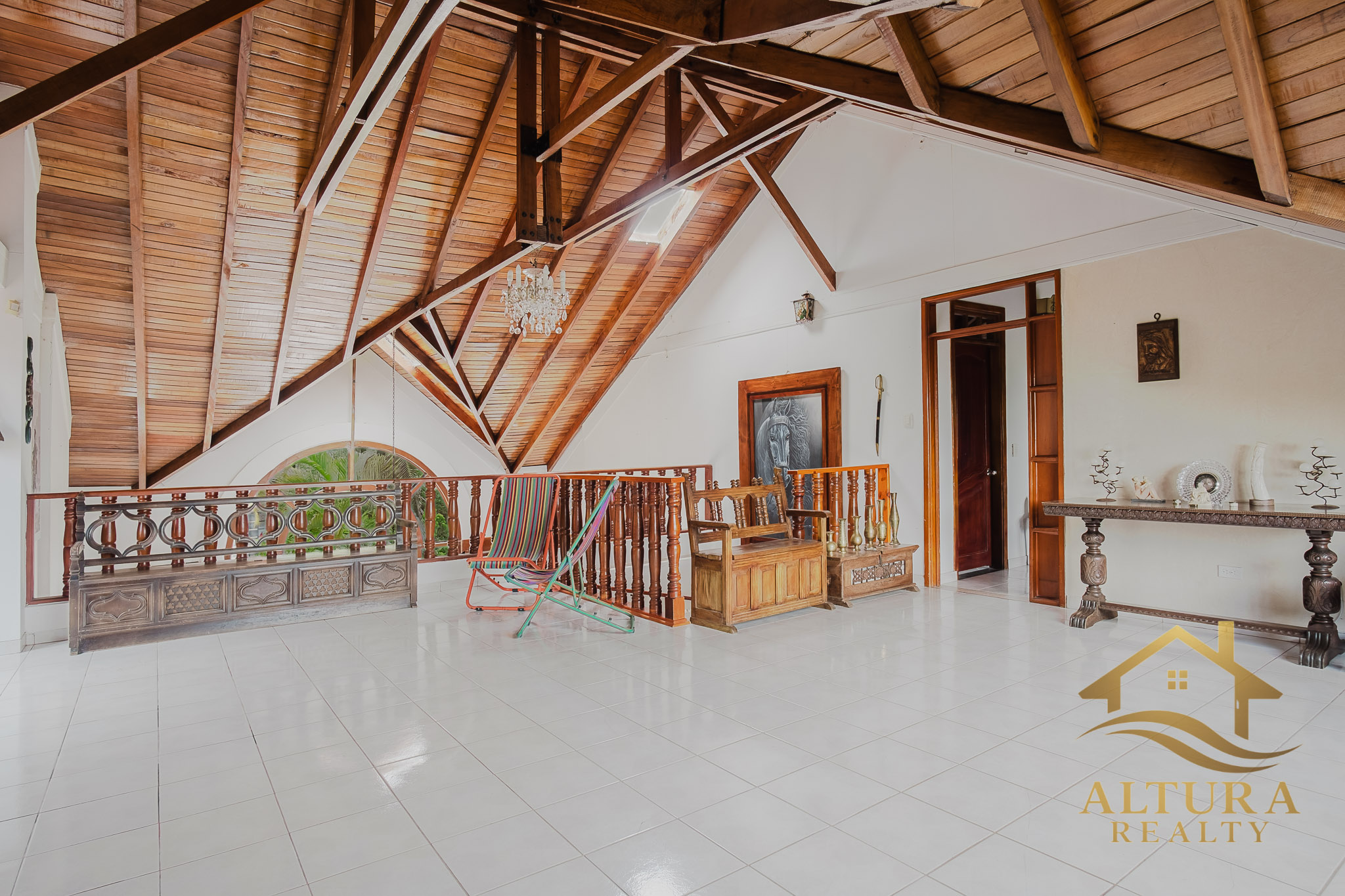 Casa Campestre  En Venta En Circasia Com Amplios Jardines-PROP-001