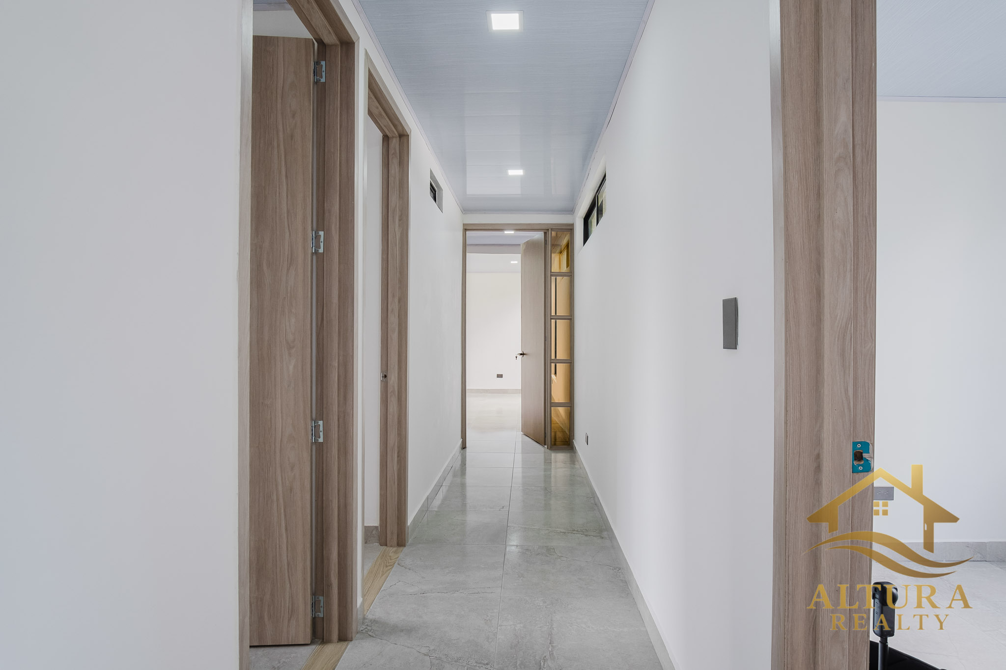 SE VENDE CASA CAMPESTRE EL CAIMO, TEBAIDA