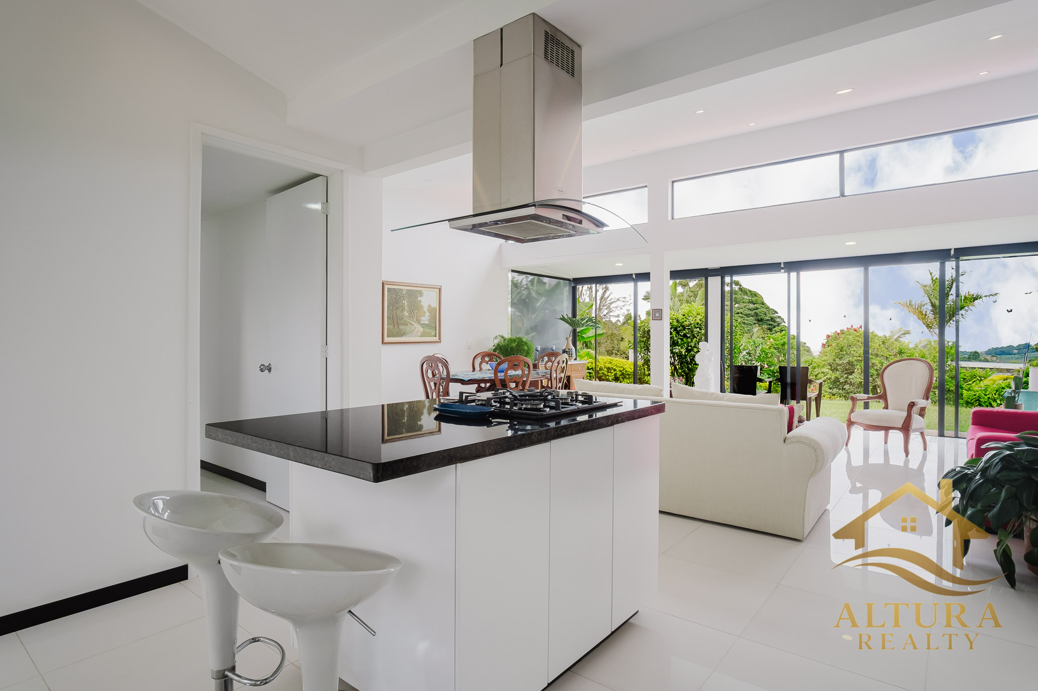 SE VENDE CASA CAMPESTRE EN CONJUNTO CERRADO CIRCASIA QUINDIO