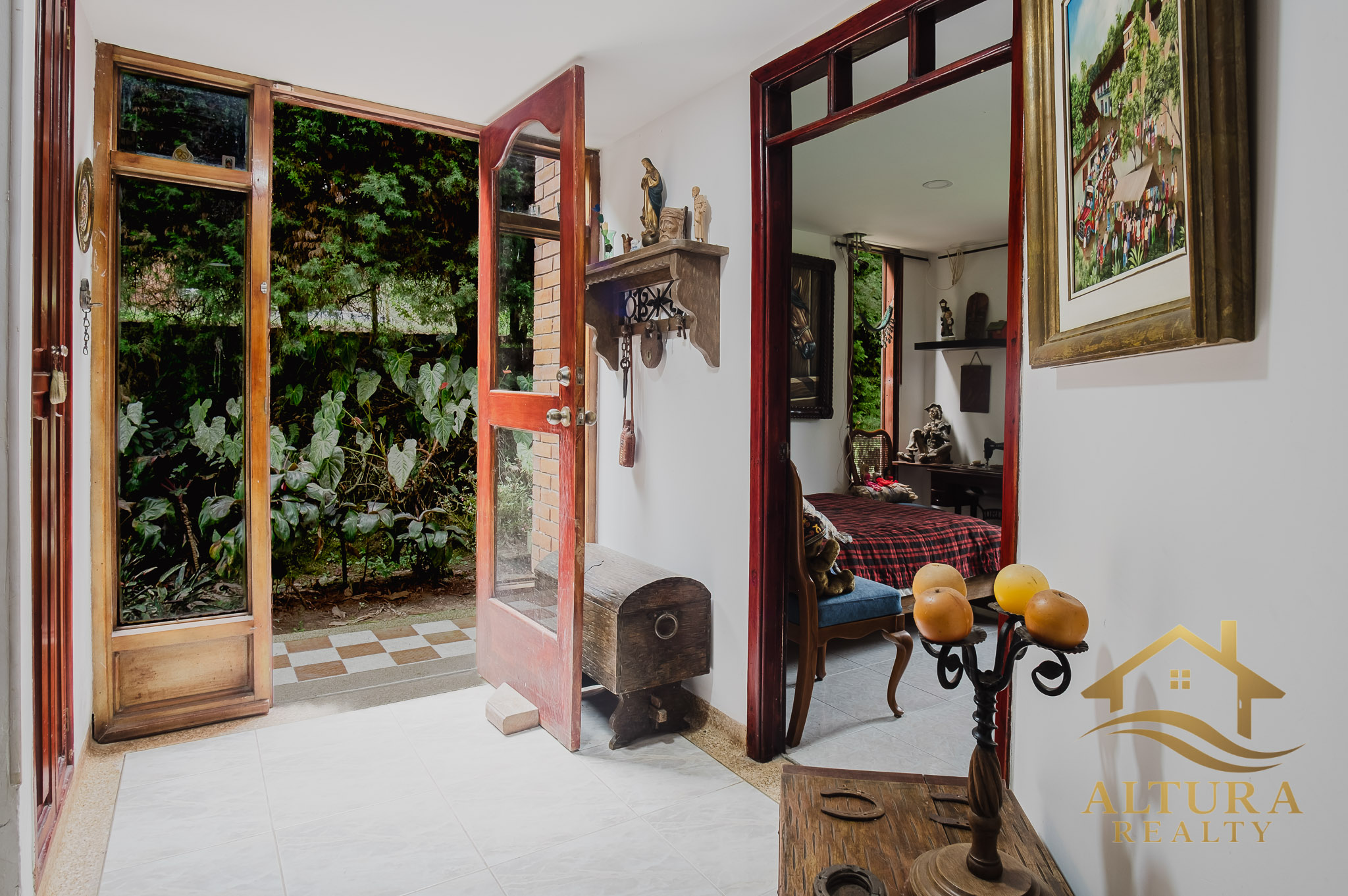 Casa Campestre  En Venta En Circasia Com Amplios Jardines-PROP-001
