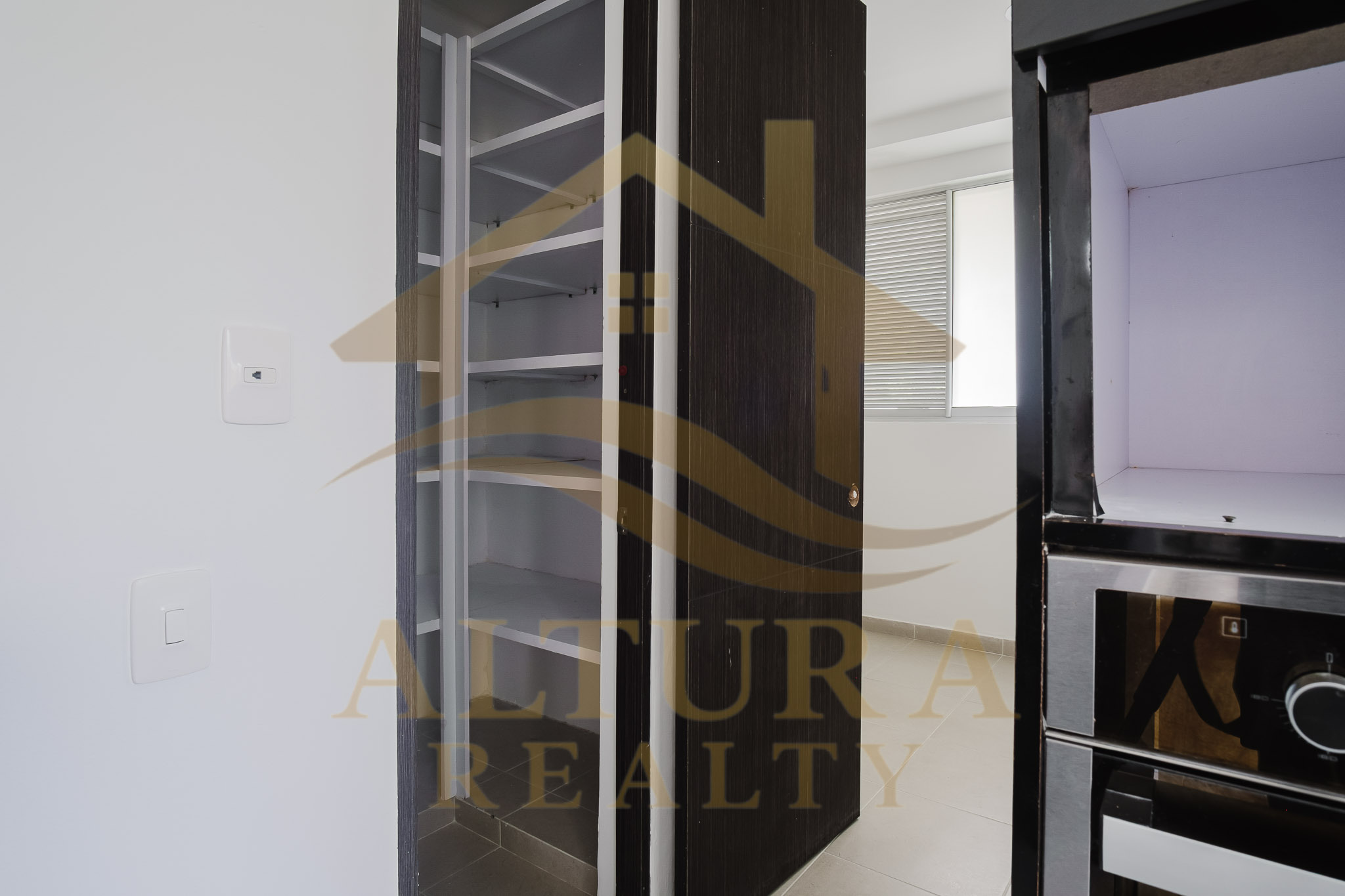 SE VENDE CASA CAMPESTRE ENTRE CIRCASIA Y ARMENIA CONJUNTO CERRADO