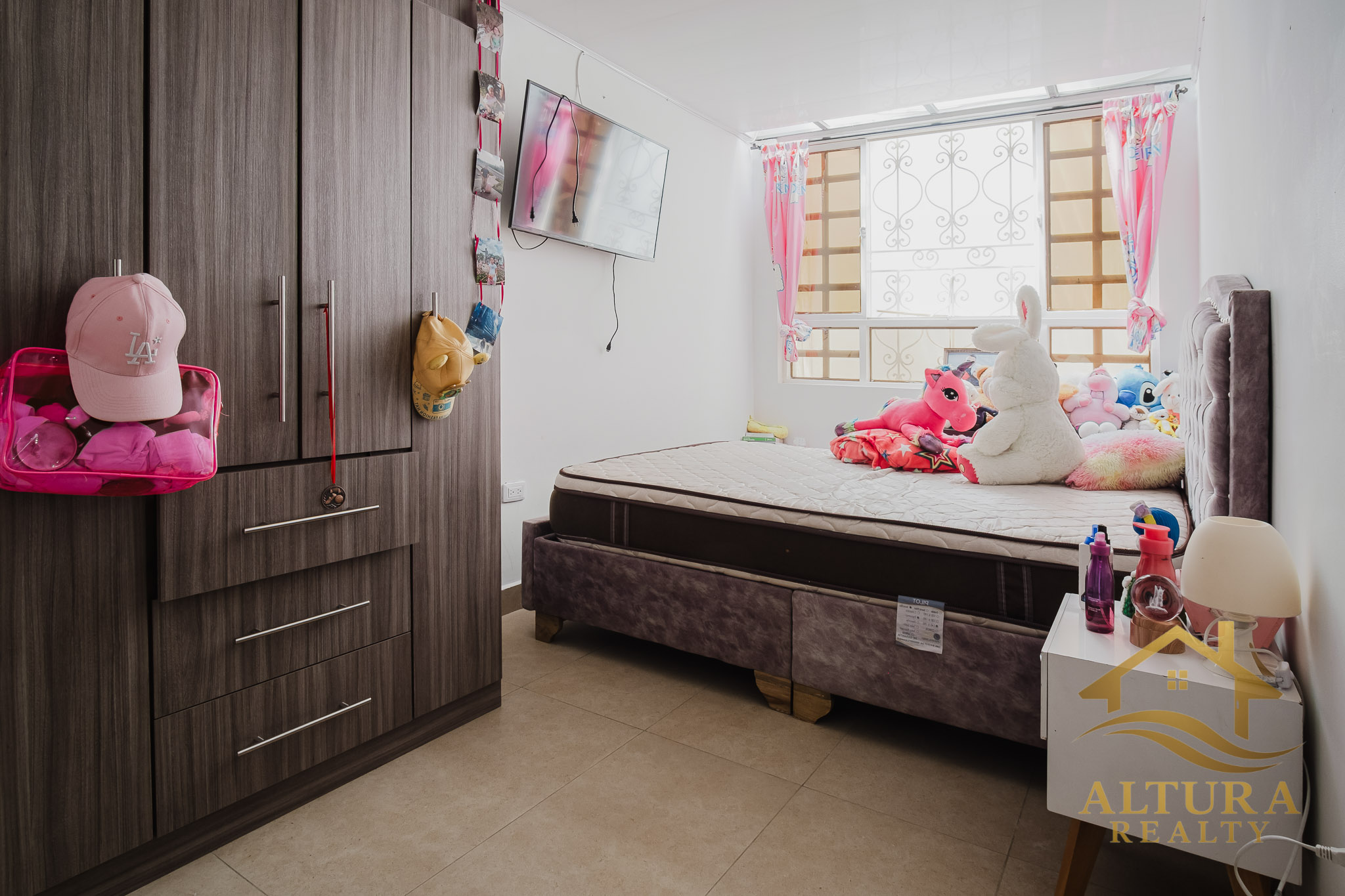 SE VENDE CASA EN CONJUNTO CERRADO CALARCA QUINDIO