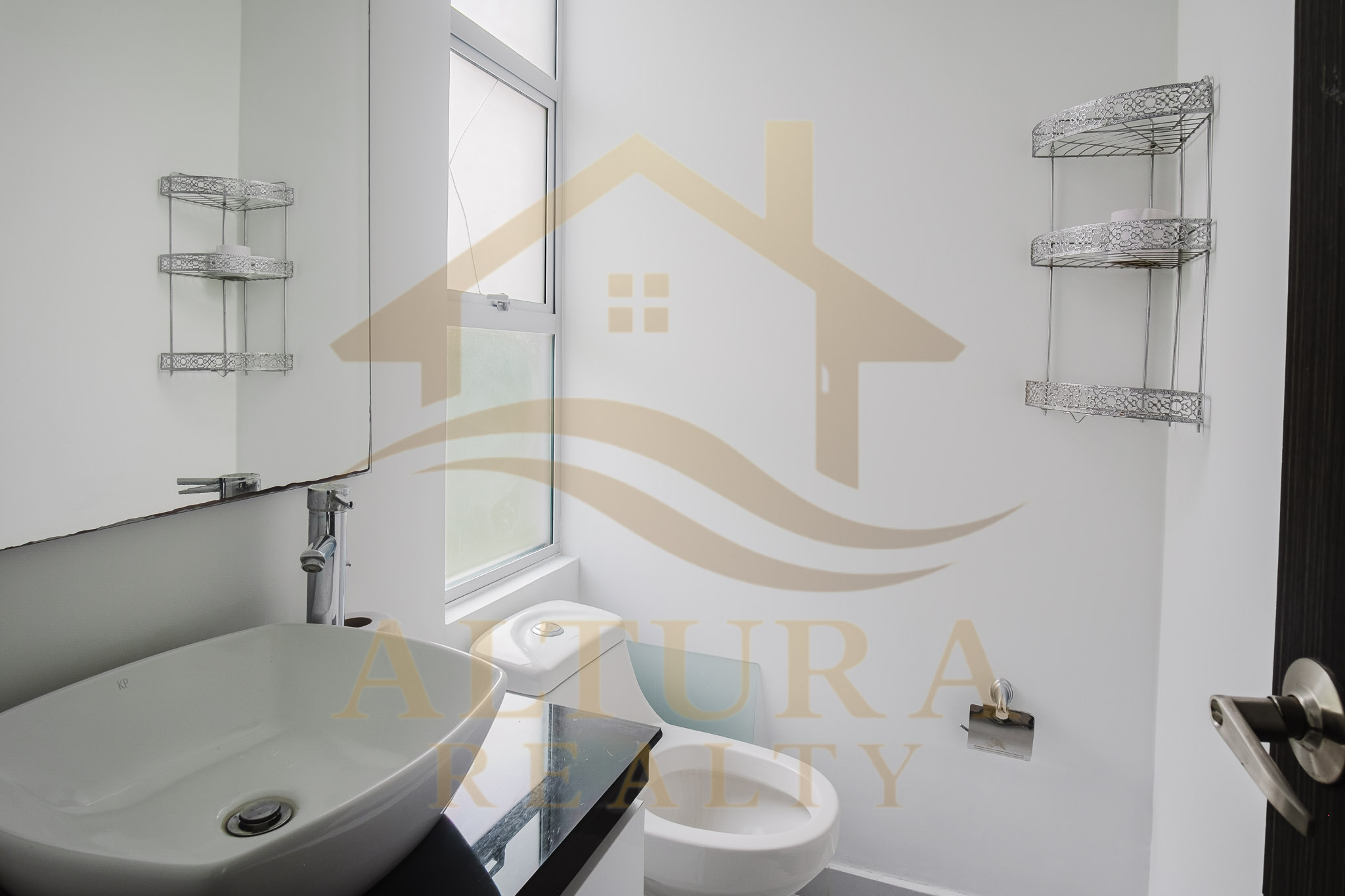 SE VENDE CASA CAMPESTRE ENTRE CIRCASIA Y ARMENIA CONJUNTO CERRADO