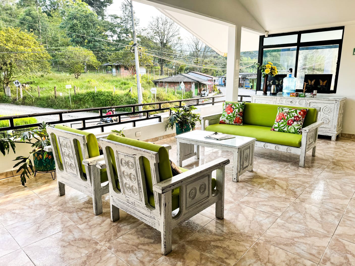 Hotel con Restaurante, Café y Bar En Venta Salento Quindío