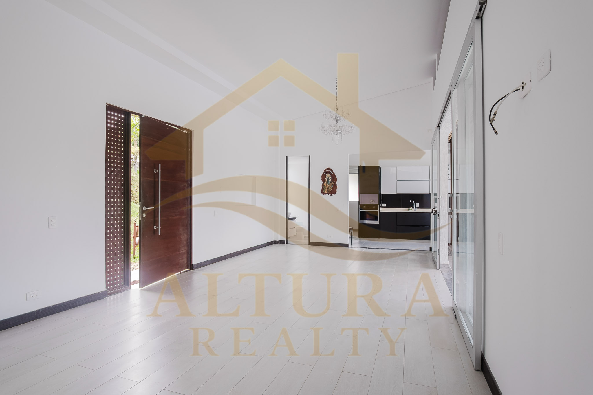 SE VENDE CASA CAMPESTRE ENTRE CIRCASIA Y ARMENIA CONJUNTO CERRADO