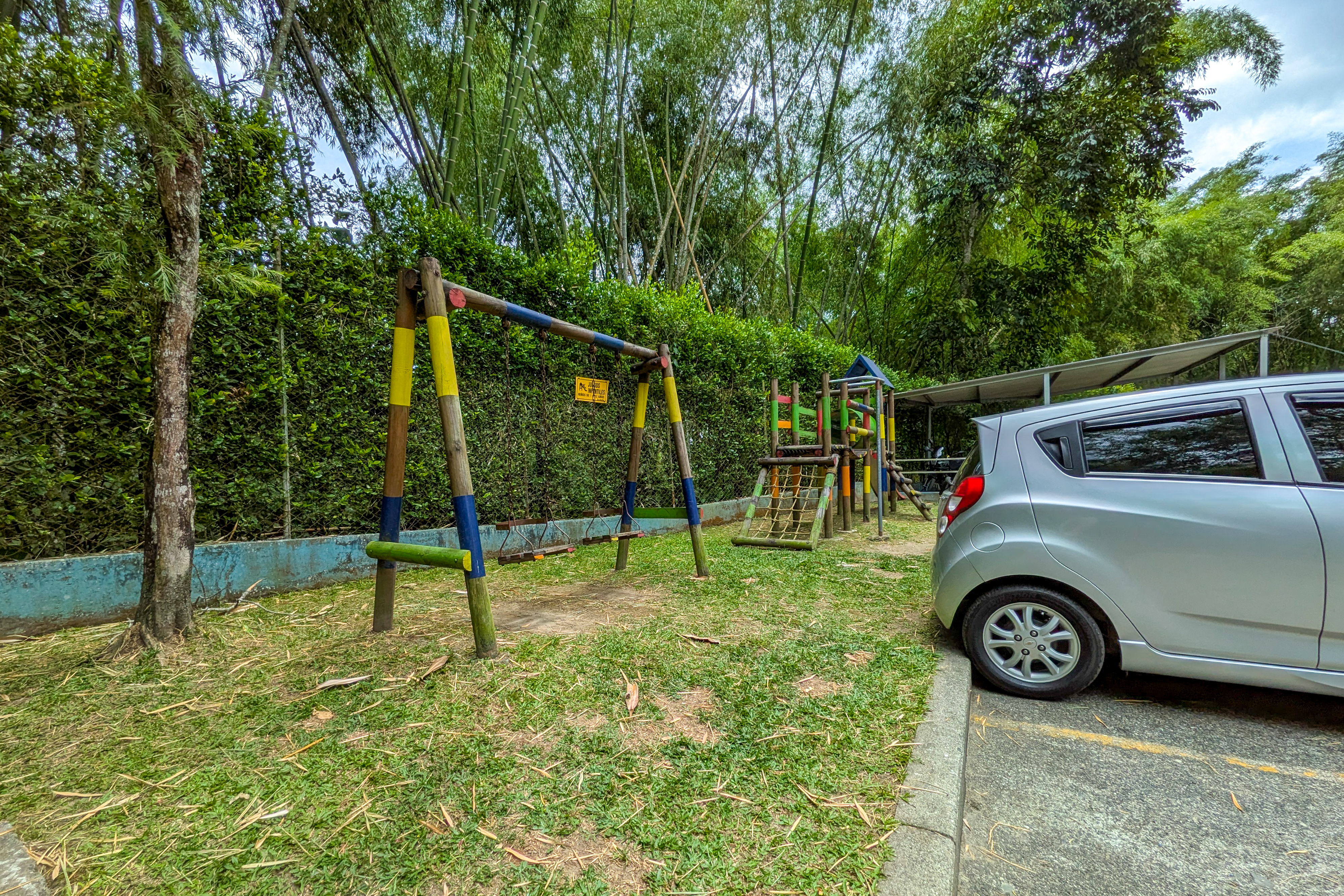 Apartamento de 3 habitaciones y banos en el conjunto La Abadia