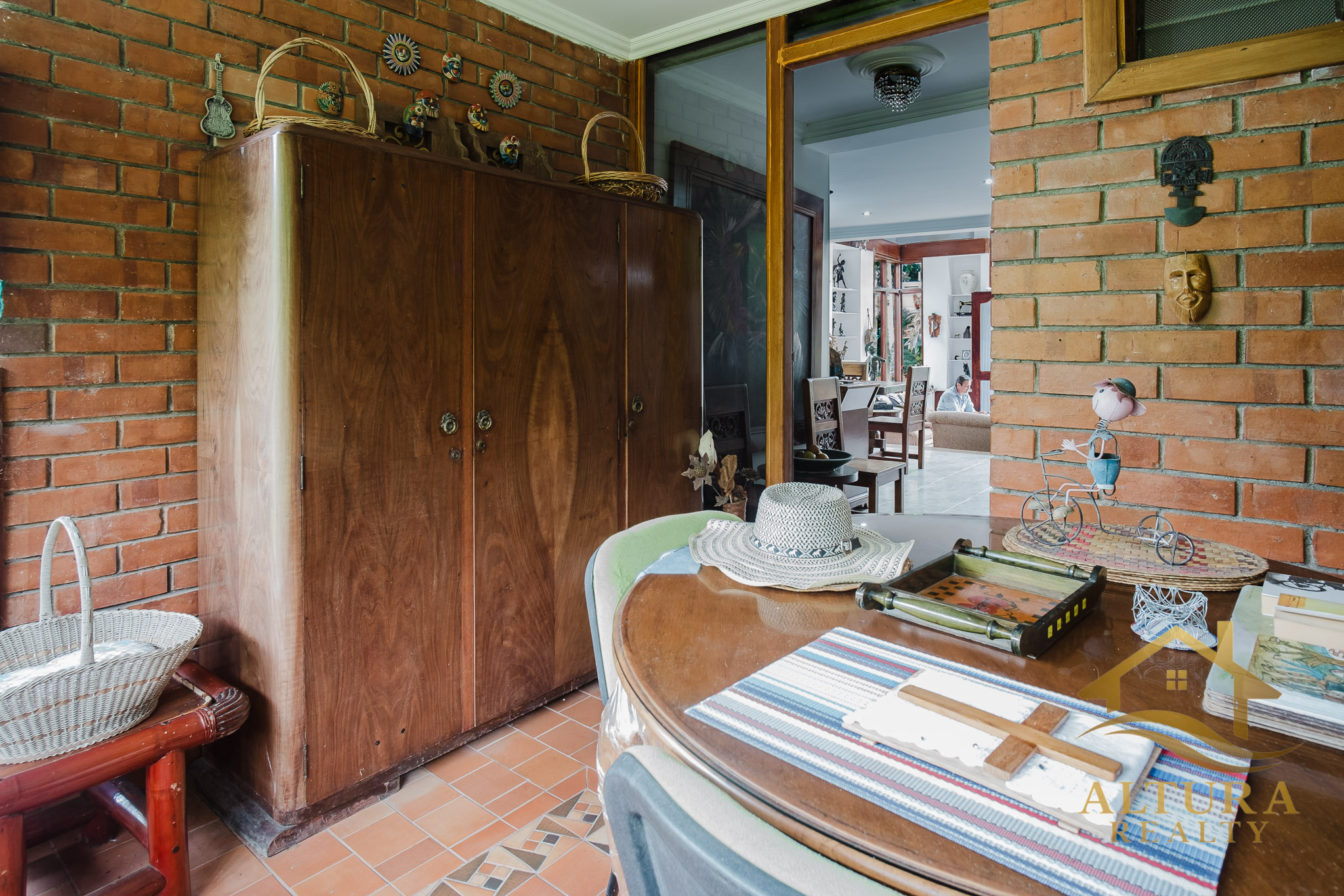 Casa Campestre  En Venta En Circasia Com Amplios Jardines-PROP-001