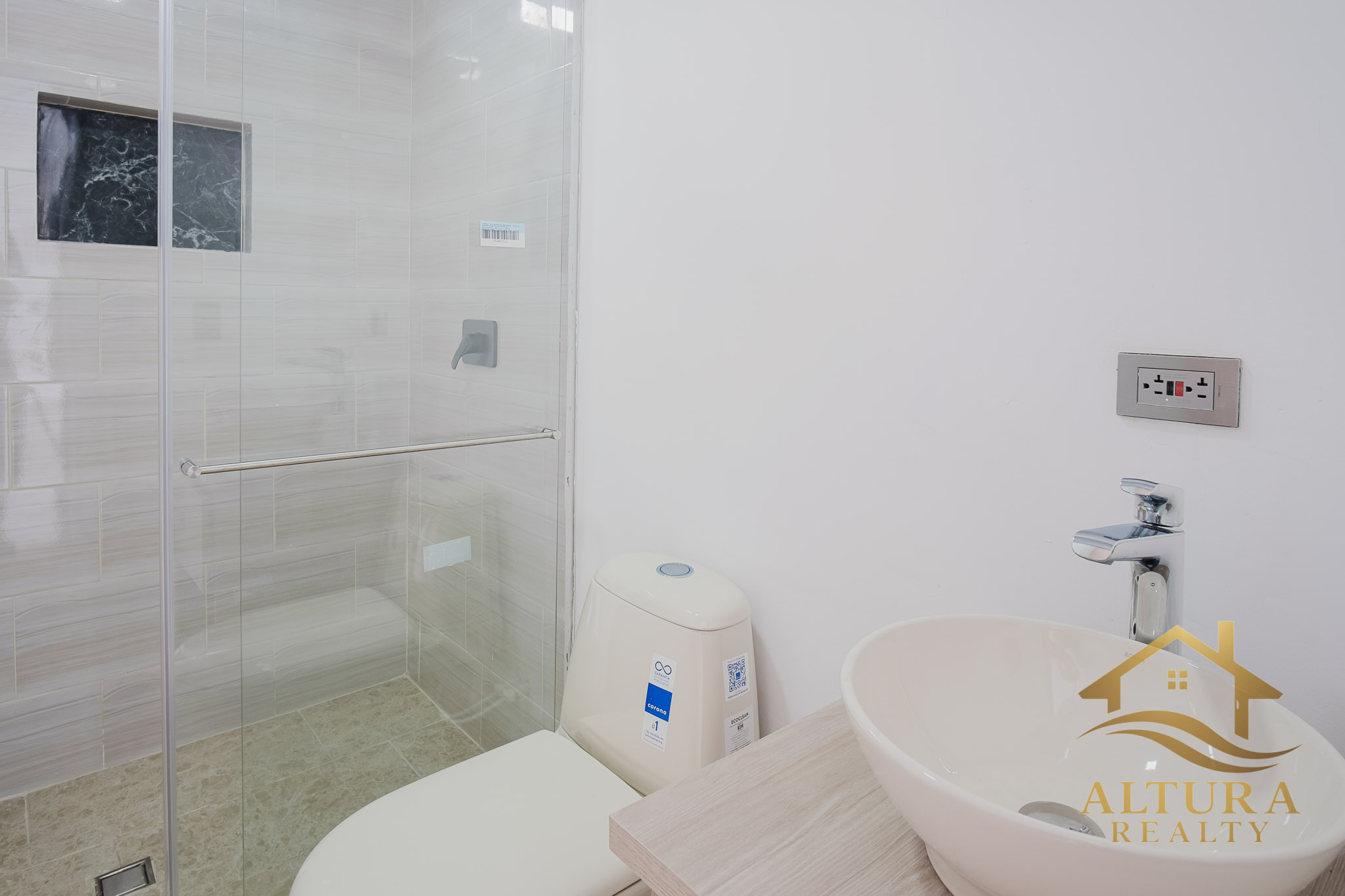 SE VENDE CASA CAMPESTRE EL CAIMO, TEBAIDA