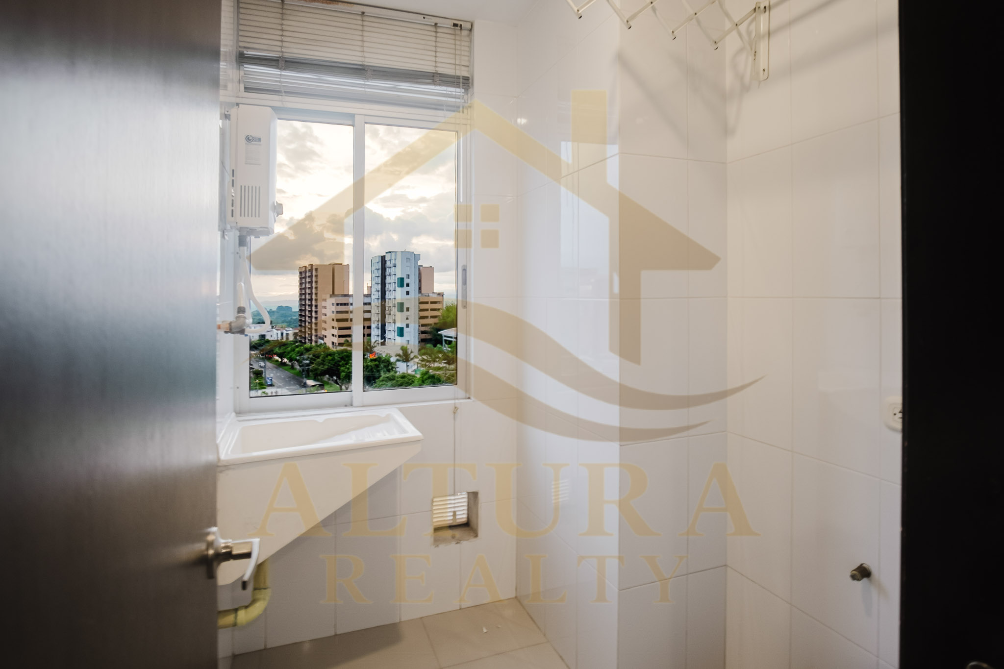 SE VENDE APARTAMENTO AL NORTE DE ARMENIA