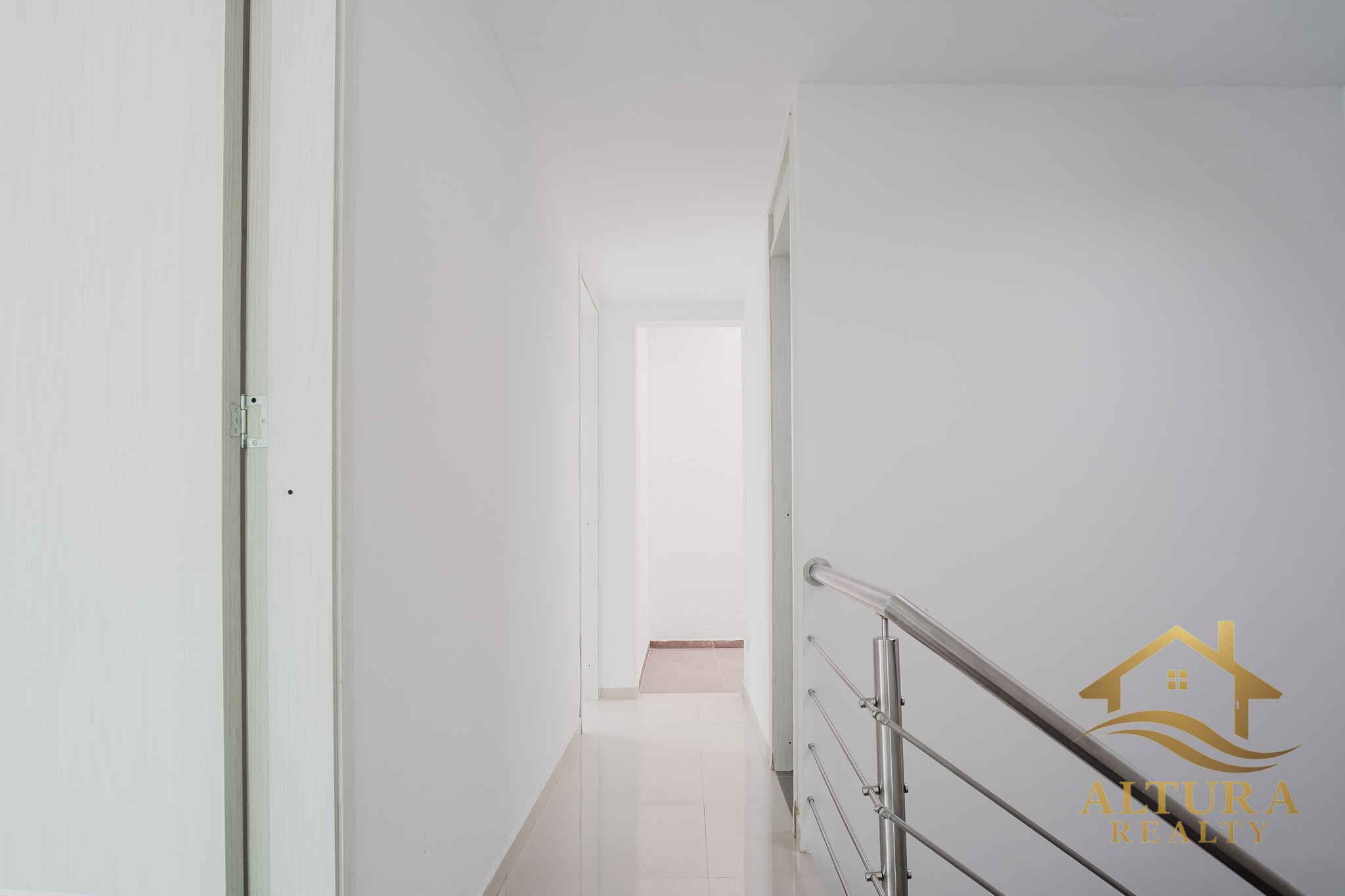 SE VENDE CASA CENTRAL EN CALARCA QUINDIO