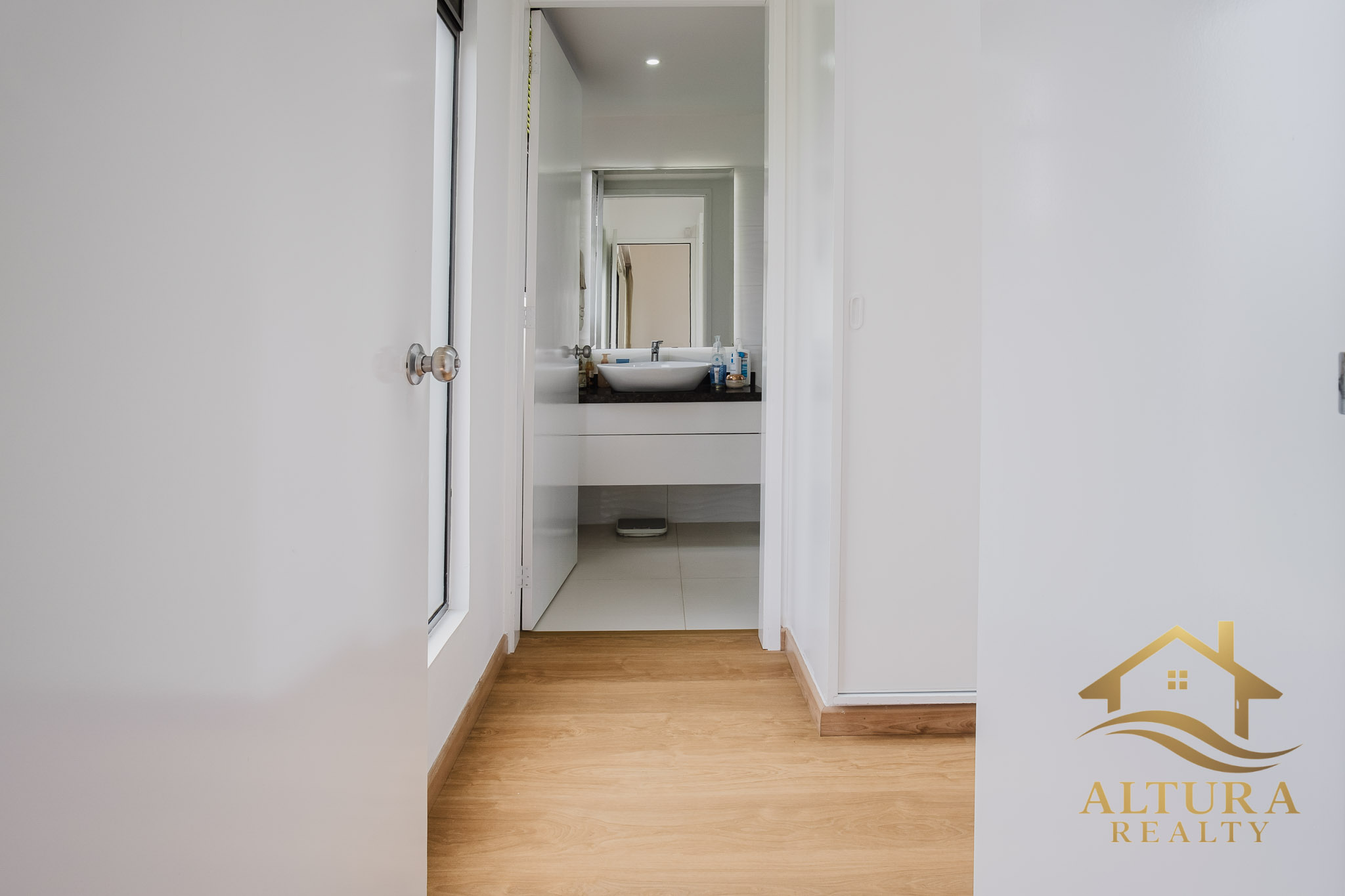 SE VENDE CASA CAMPESTRE EN CONJUNTO CERRADO CIRCASIA QUINDIO