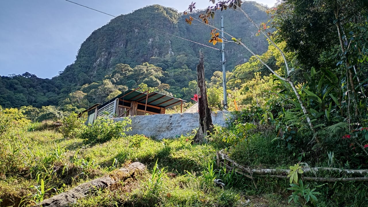 SALE PENDING - LOTE CON VISTA INCREÍBLE EN SAN LUIS |