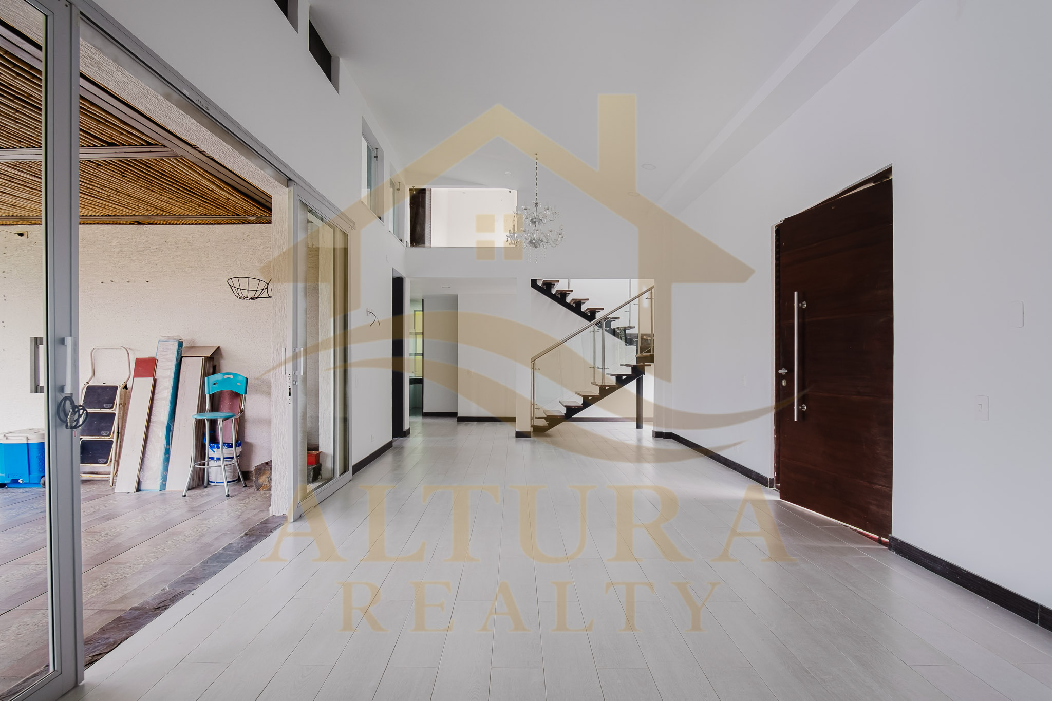 SE VENDE CASA CAMPESTRE ENTRE CIRCASIA Y ARMENIA CONJUNTO CERRADO