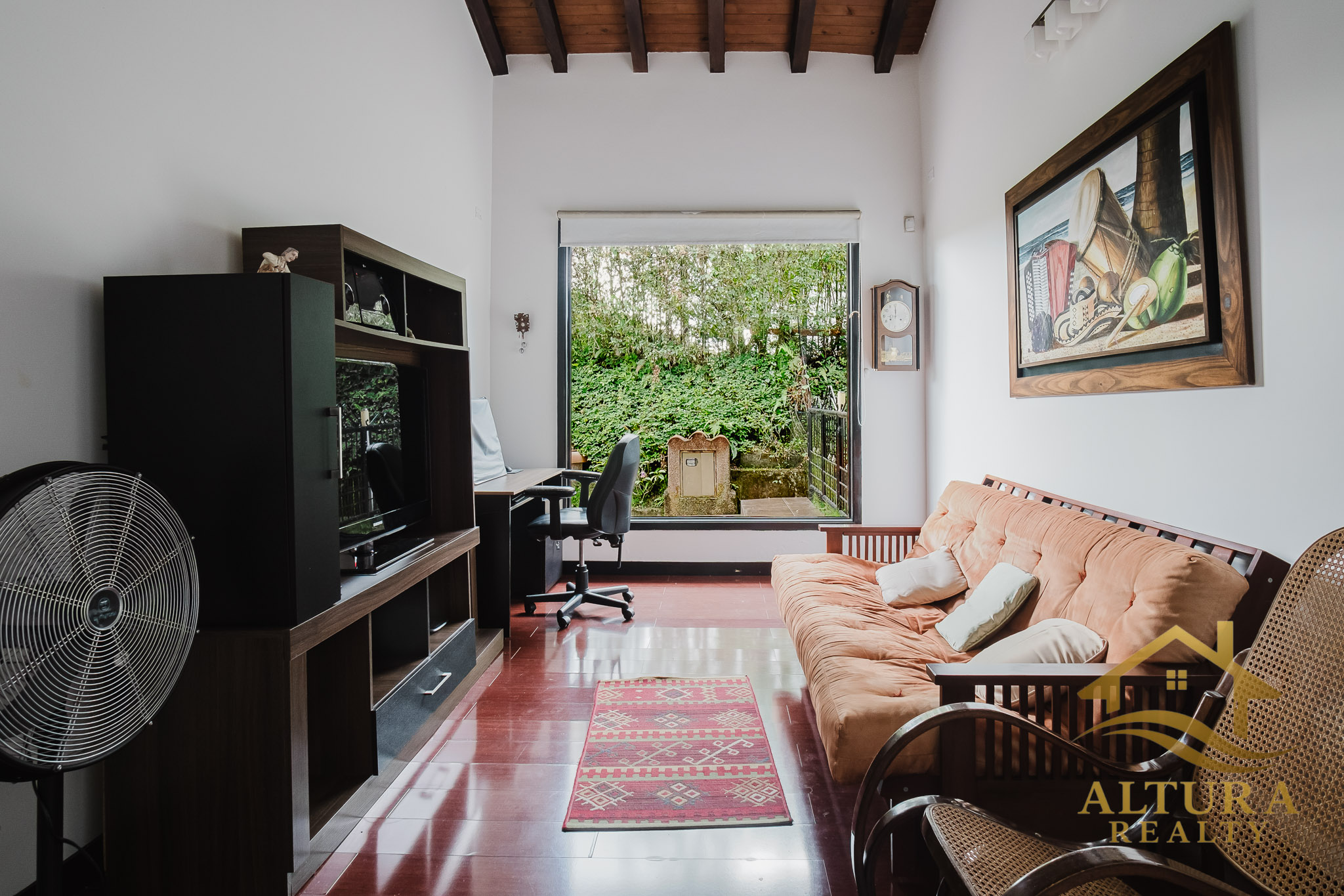 SE VENDE CASA EN CONJUNTO CERRADO A 5 MINUTOS DE ARMENIA