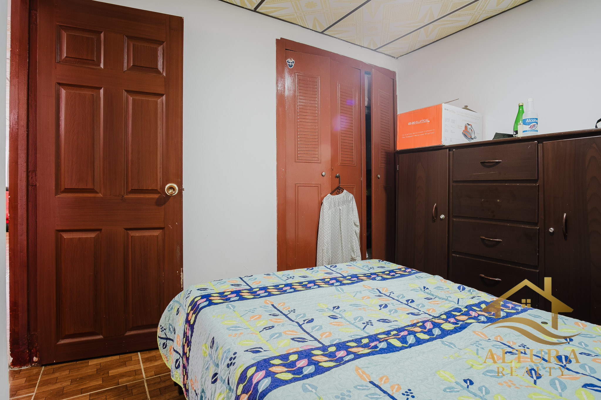 SE VENDE CASA DOBLE RENTA EN CALARCA