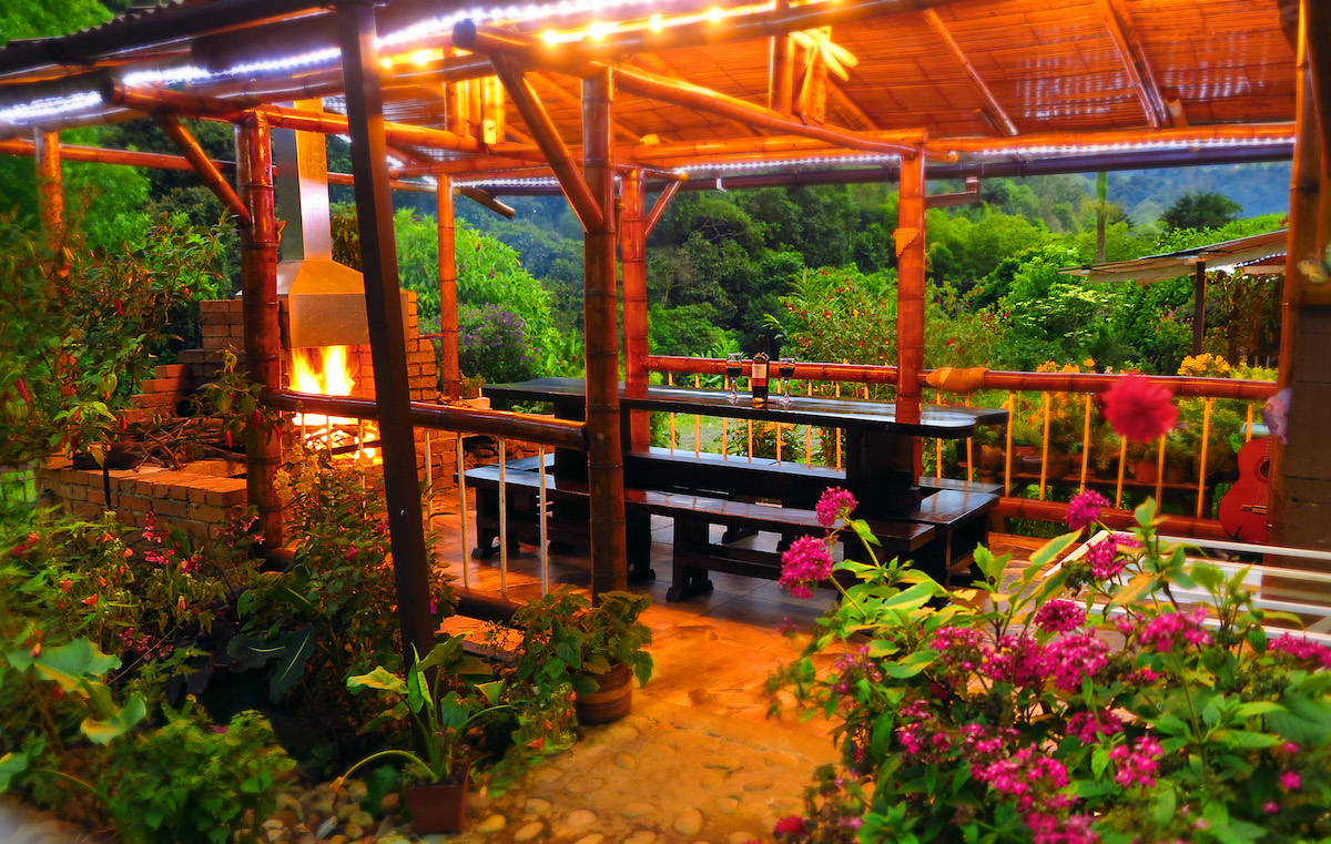 Oportunidad de Inversión en Eco-Lodge Frente al Río en Salento